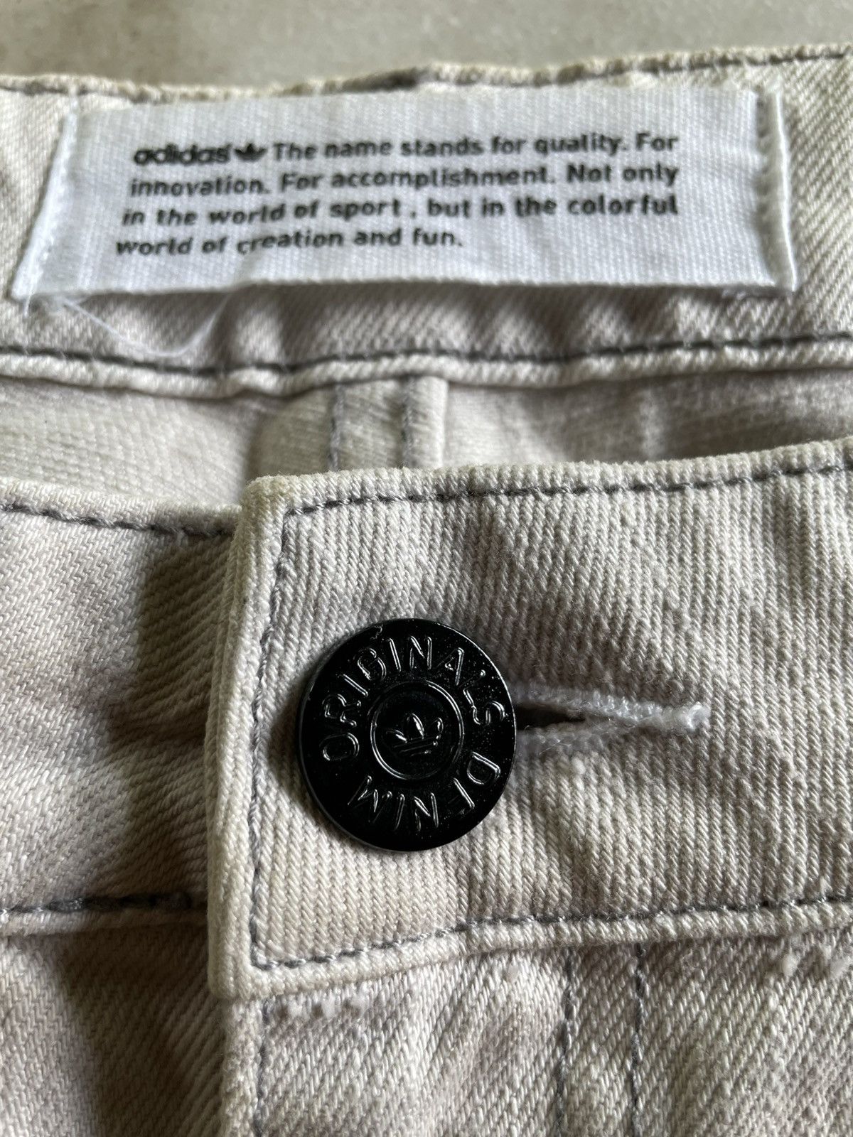 Adidas Adidas Original denim Khakis slim leg regular menswear W33 Size US 33 - 3 Thumbnail