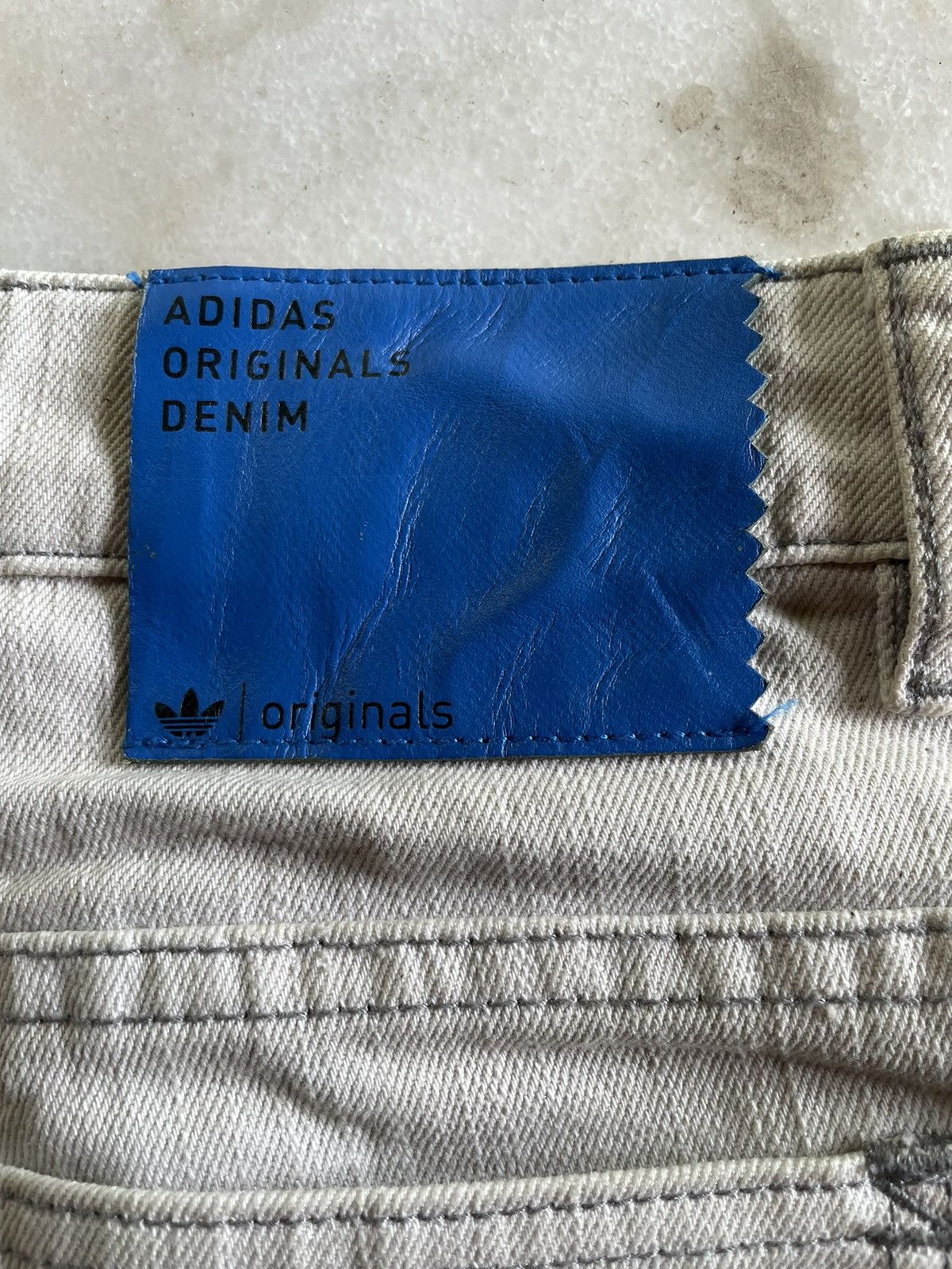 Adidas Adidas Original denim Khakis slim leg regular menswear W33 Size US 33 - 8 Thumbnail
