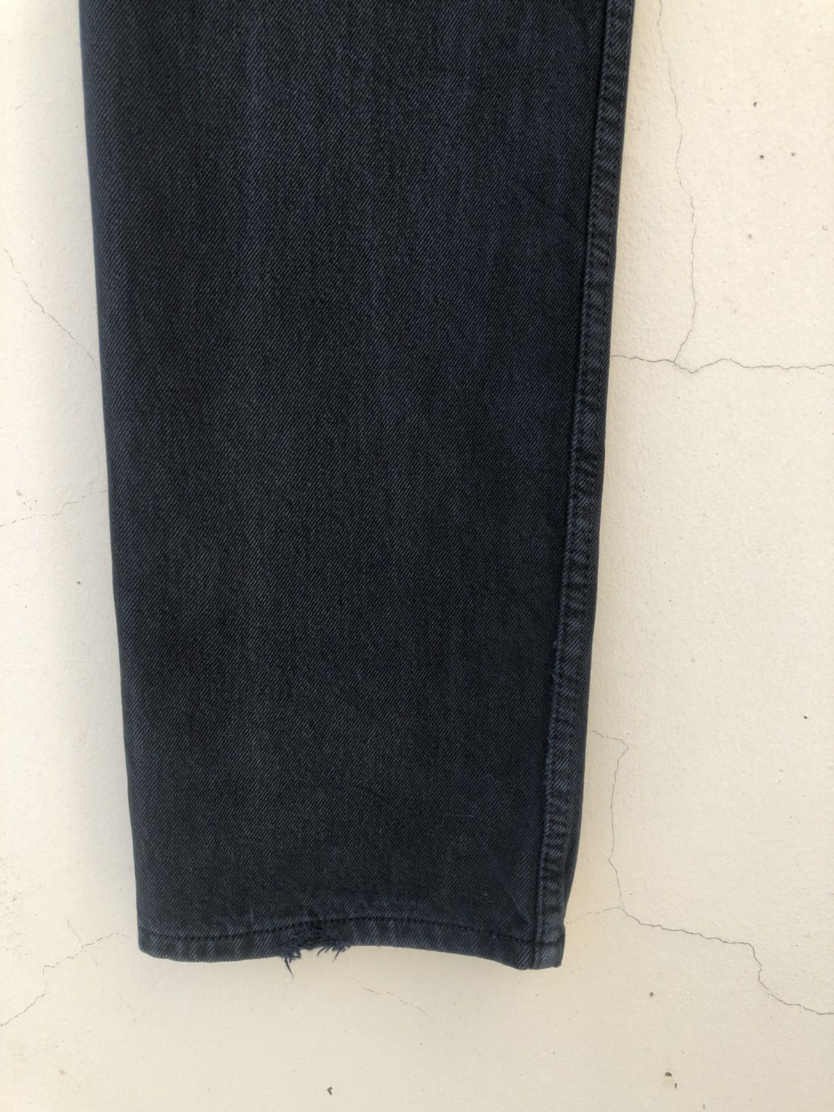 Levi's Vintage 2000 Levi’s 501 Jeans Faded Black Denim Size US 31 - 12 Thumbnail