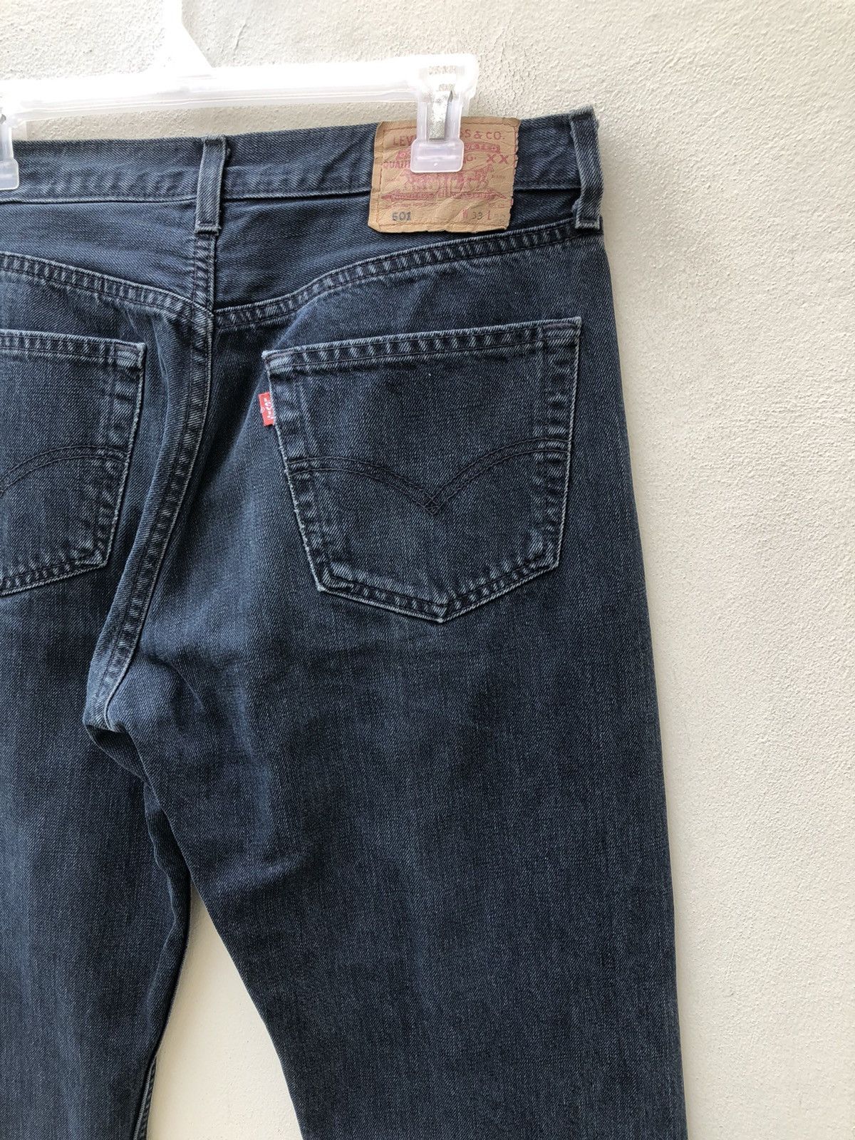 Levi's Vintage 2002 Levi’s 501 Jeans Faded Blue Black Denim Size US 33 - 14 Thumbnail