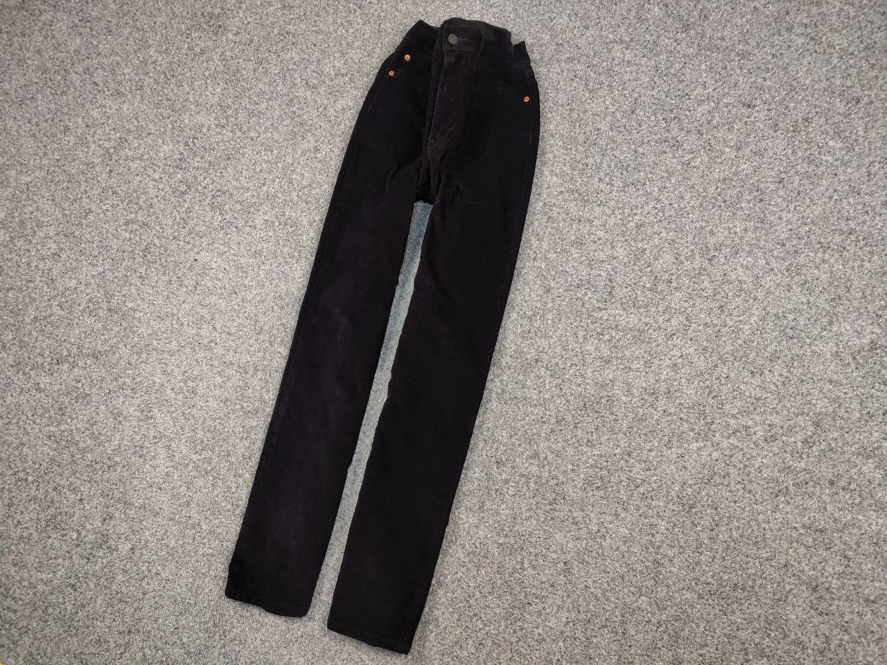 Levi's Vintage Levi’s 514 Black Corduroy Pants Trousers Velvet USA Size US 34 / EU 50 - 3 Thumbnail