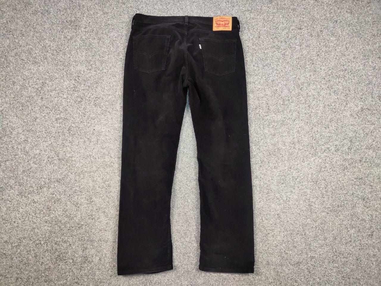 Levi's Vintage Levi’s 514 Black Corduroy Pants Trousers Velvet USA Size US 34 / EU 50 - 14 Thumbnail