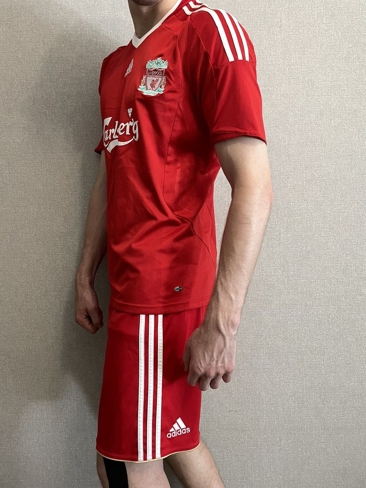 Adidas Adidas Clima365 Liverpool soccers uniform set Florian #8 Size US M / EU 48-50 / 2 - 12 Thumbnail