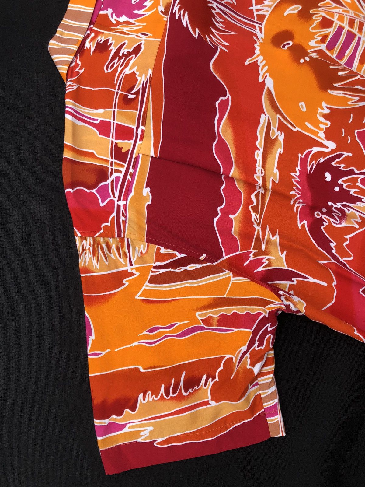 Vintage Vintage 90s Le Lys Rouge Rayon Psychedelic Hawaiian Shirt Size US M / EU 48-50 / 2 - 10 Thumbnail