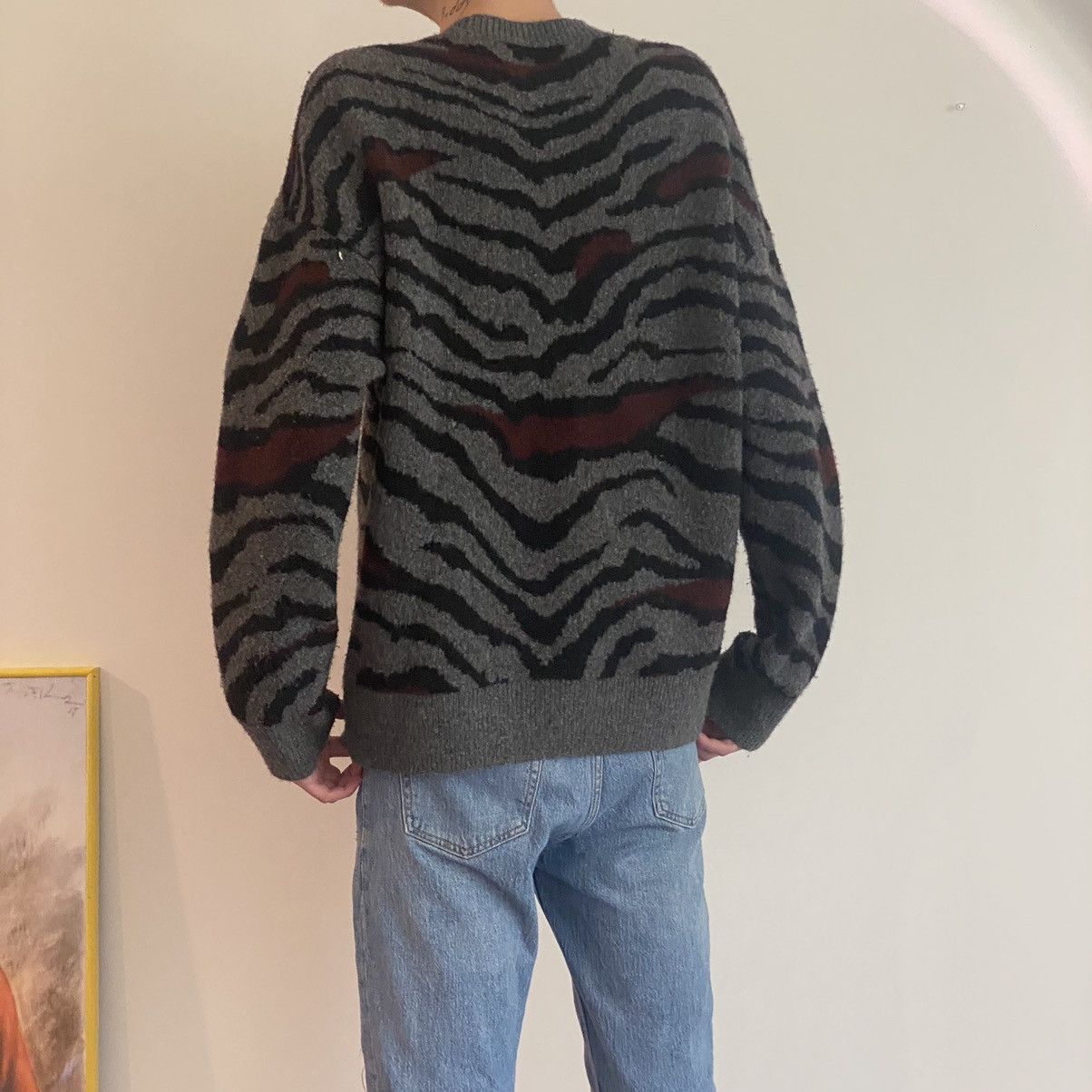 Allsaints FLUFFY ALLSAINTS OVERSIZED TIGER-PRINT SWEATER Size US M / EU 48-50 / 2 - 3 Thumbnail
