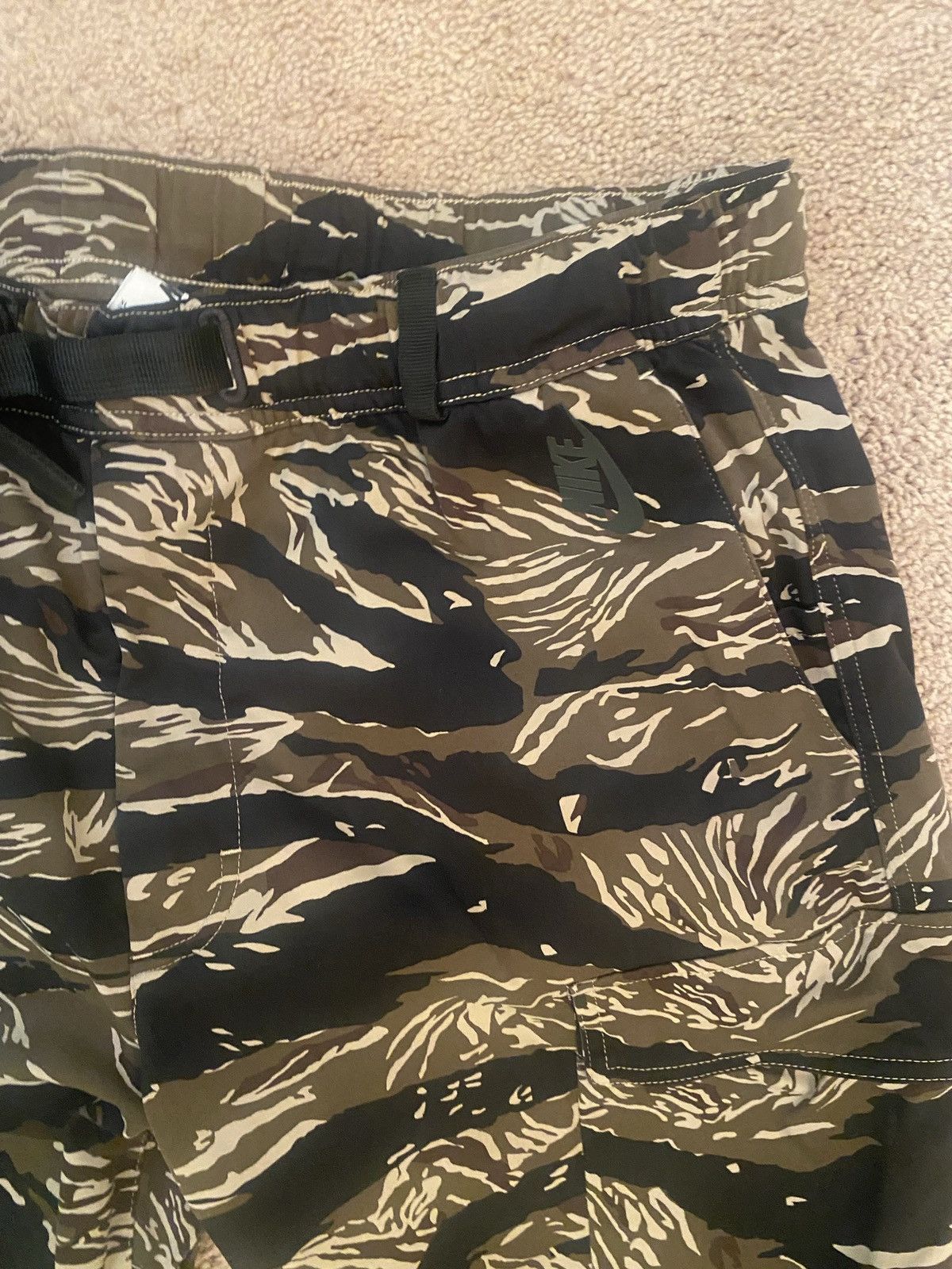 Nike NIKELAB tiger camo pants XL Size US 36 / EU 52 - 10 Thumbnail