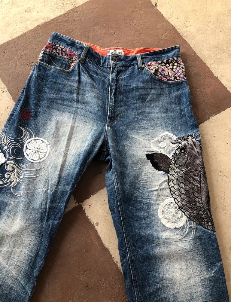 Karakuri Tamashii RARE🔥VINTAGE KARAKURI TAMASHII KOI FISH EMBROIDERIES DENIM Size US 34 / EU 50 - 5 Thumbnail