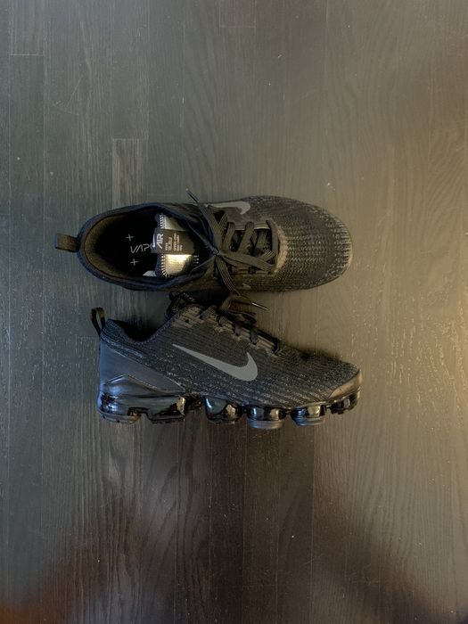 Vapormax 3.0 triple clearance black