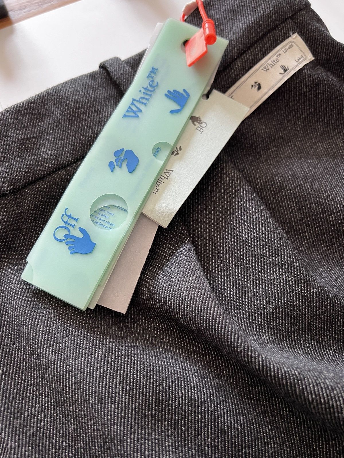 Off-White WOOL DOUBLE PLEAT TROUSERS Size US 32 / EU 48 - 9 Thumbnail