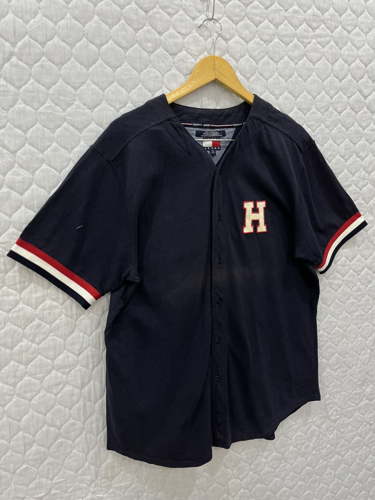 Tommy Jeans I. TOMMY JEANS BASEBALL SHIRTS Size US M / EU 48-50 / 2 - 4 Thumbnail
