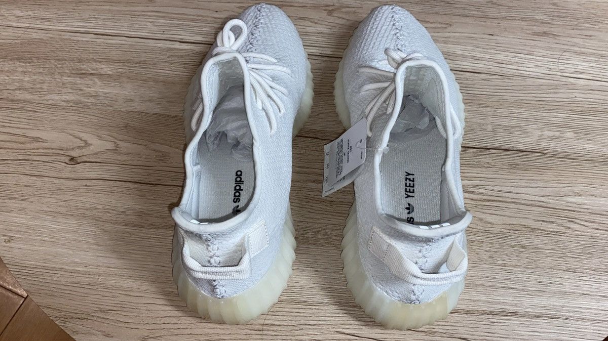 HOT 350 V2 Fake Yeezy Triple White Yeezy Boost 350 V2 'Triple