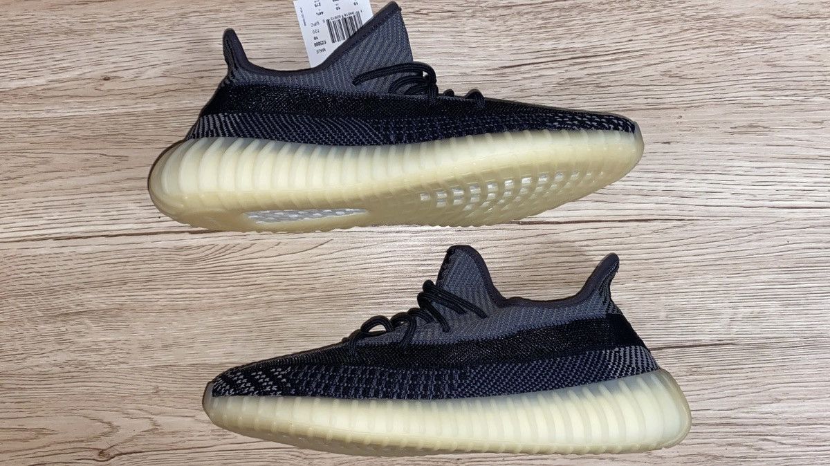 Adidas Yeezy Boost 350 v2 'Carbon' DS Size $390