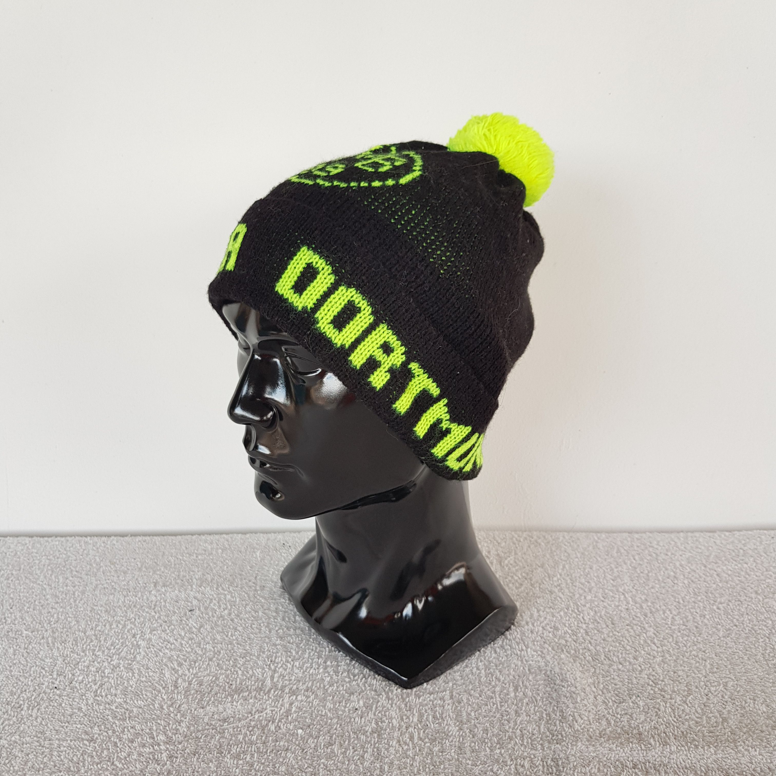 Vintage Borussia Dortmund hats Beanie Snow Cap - AC10415. Size ONE SIZE - 1 Thumbnail