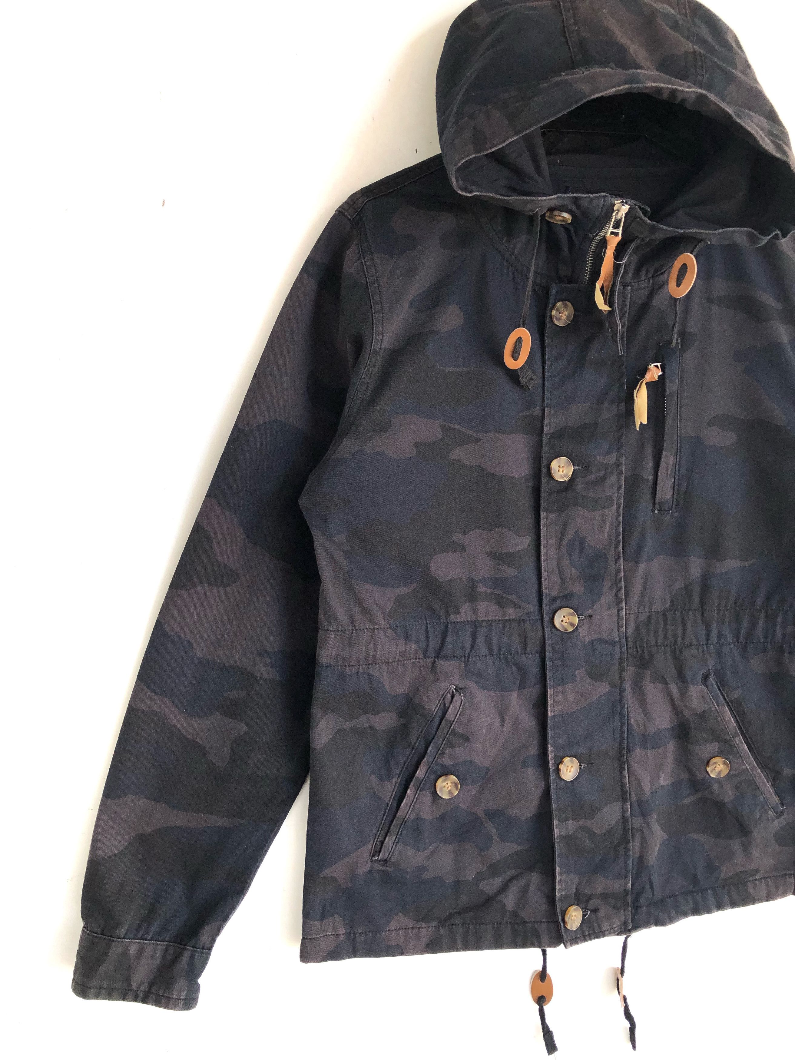 Tete Homme RARE🔥JAPAN TÊTE HOMME “BLACK ON” CAMO HOODED JACKET Size US M / EU 48-50 / 2 - 3 Thumbnail