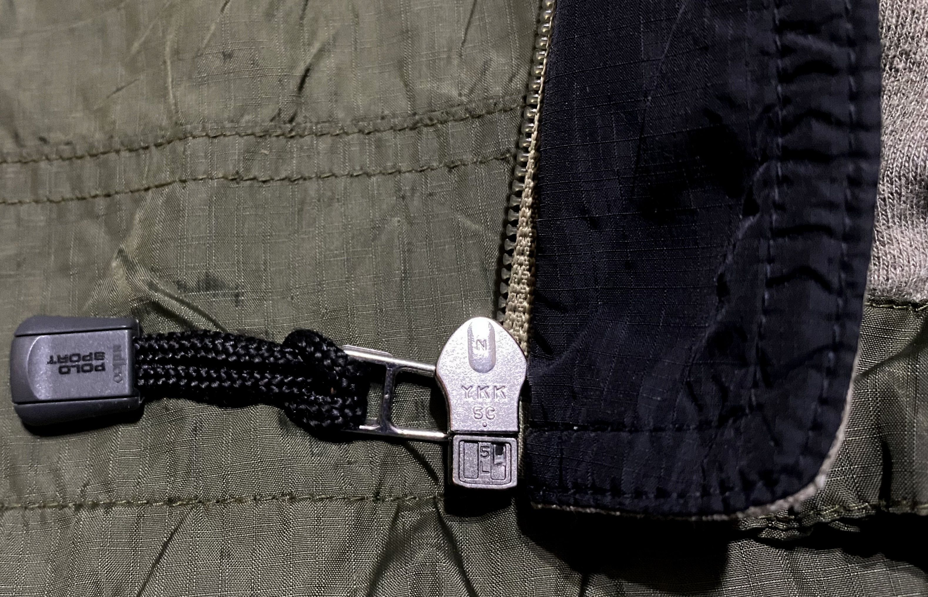 Polo Ralph Lauren Vintage Polo Sport Ralph Lauren Olive Zip Sleeveless Vest Size US L / EU 52-54 / 3 - 13 Thumbnail