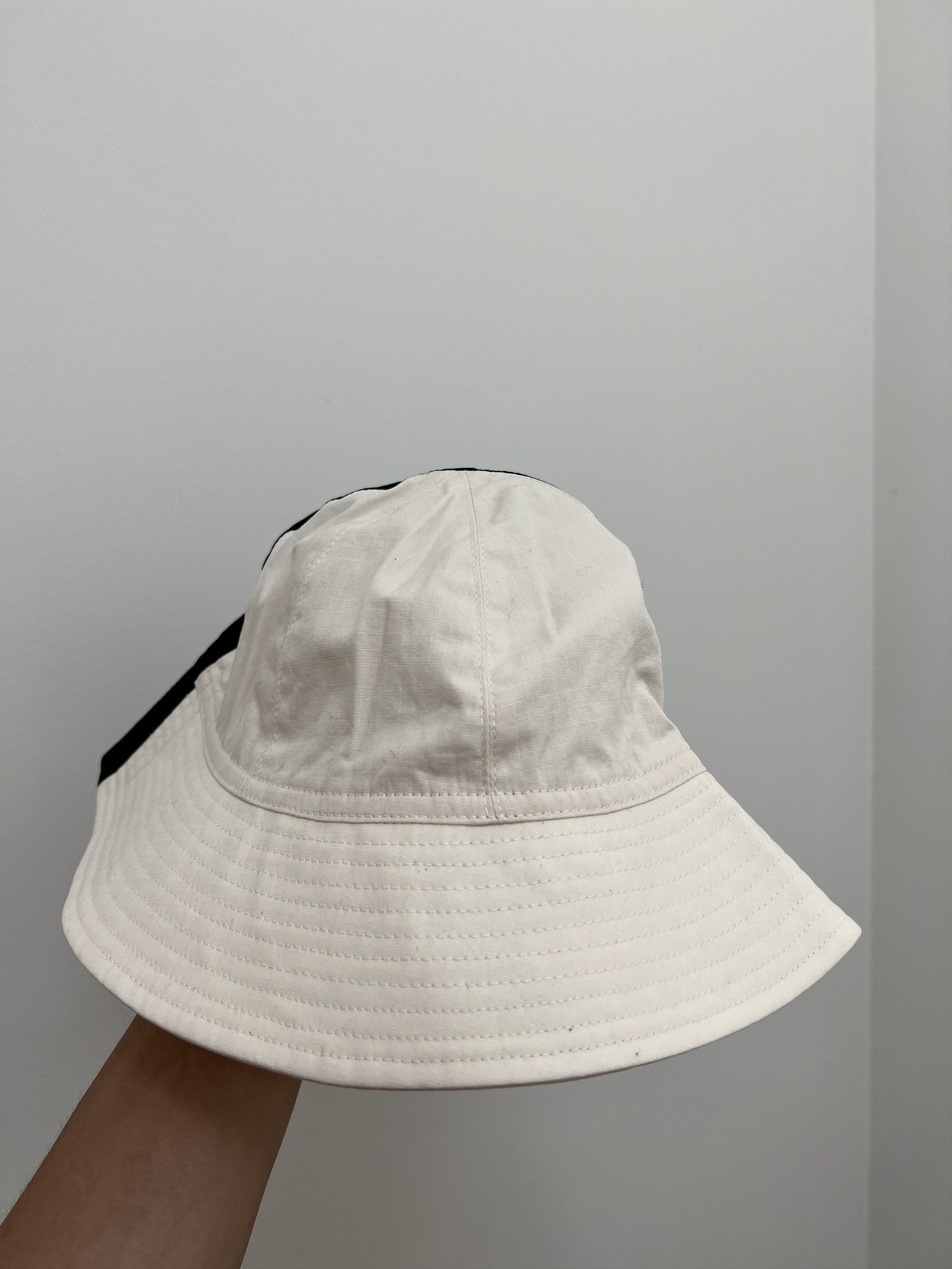 Rick Owens Drkshdw gilligan 2 tone bucket hat black milk Size ONE SIZE - 1 Thumbnail