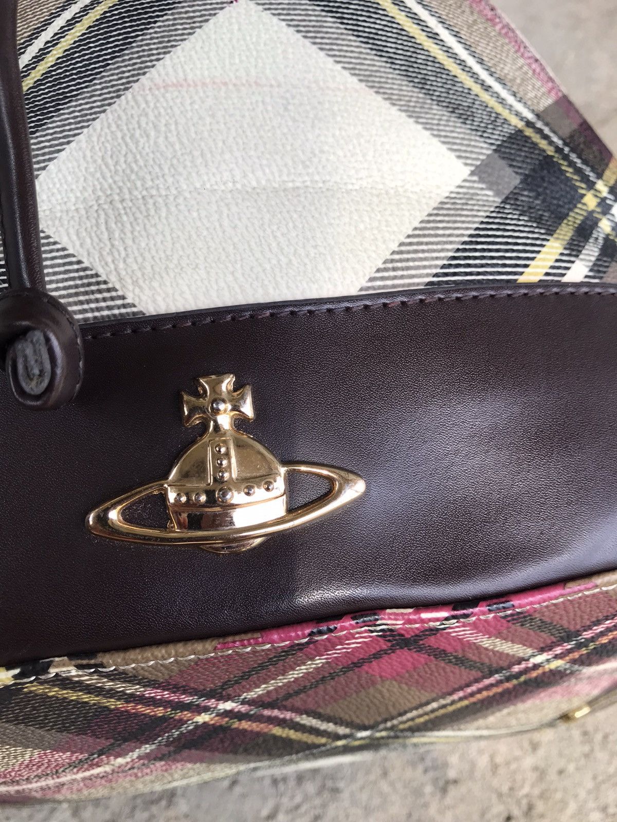 Vivienne Westwood Viviene Westwood Plaid Bucket Bag Size ONE SIZE - 7 Thumbnail