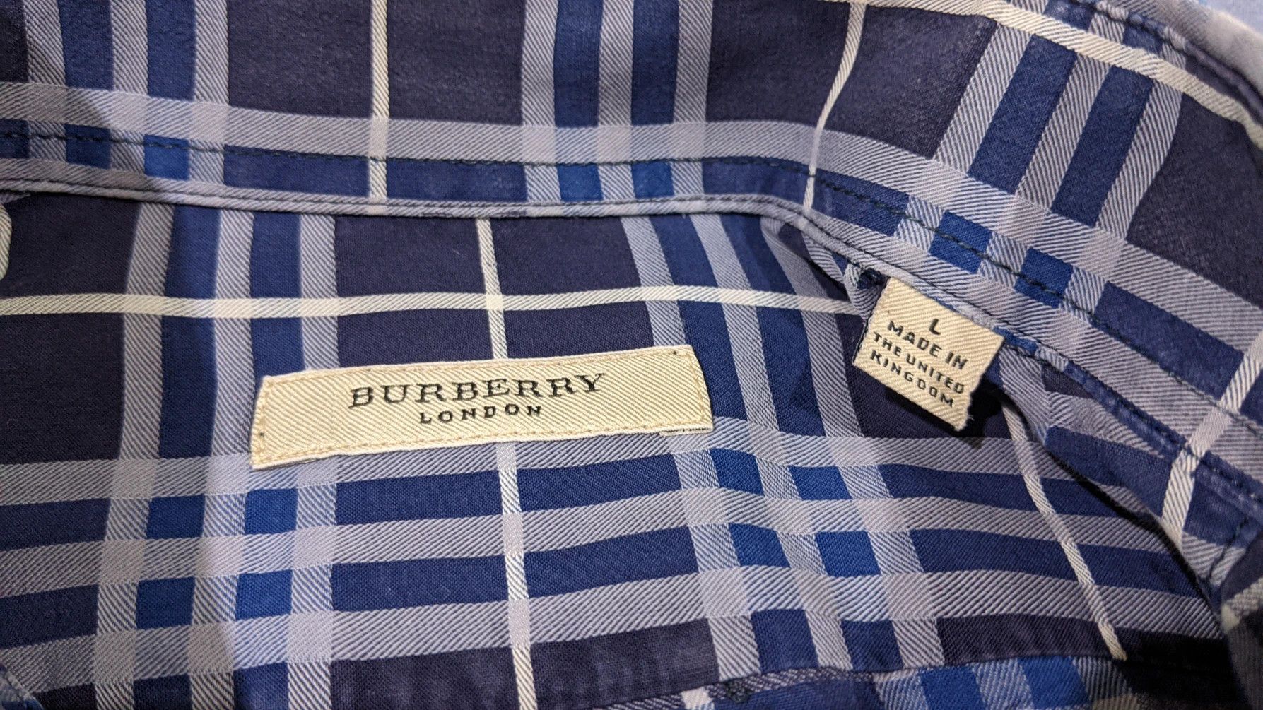 Burberry Authentic Burberry LS Made in UK Button Ups L fits XL Size US L / EU 52-54 / 3 - 4 Thumbnail
