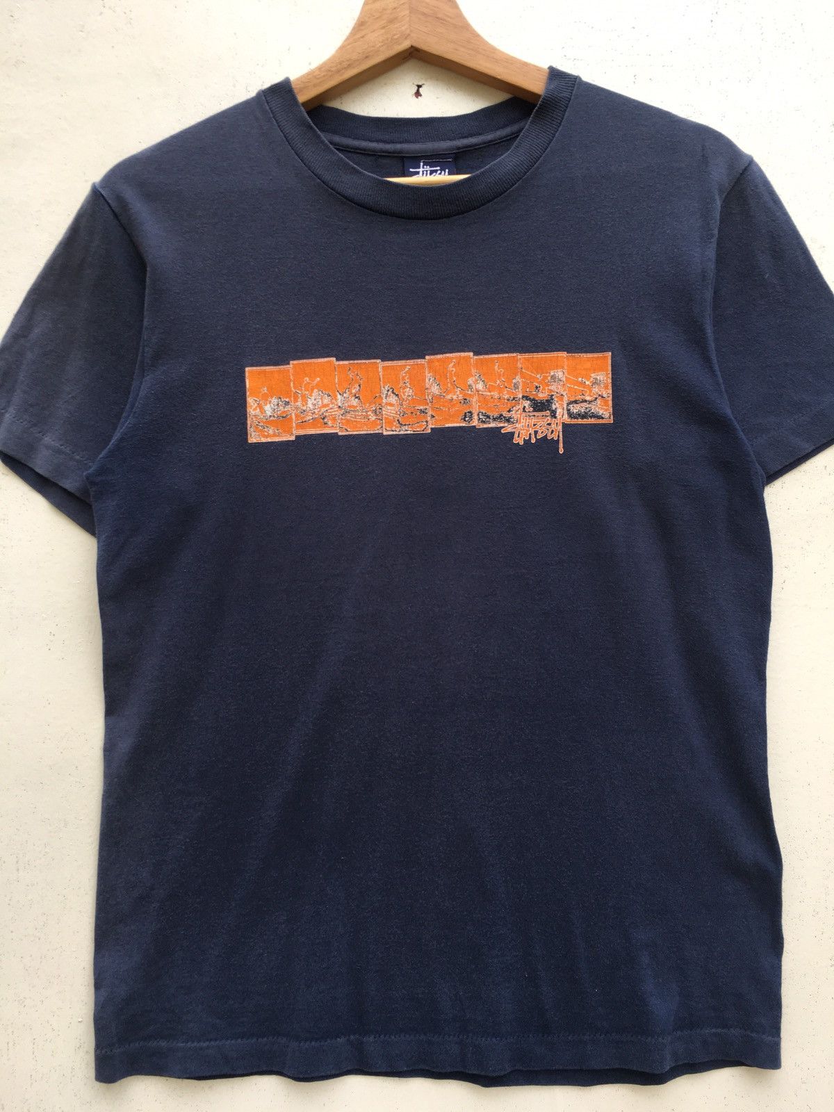 Stussy Vintage Rare Stussy Printed Tshirt Size US S / EU 44-46 / 1 - 5 Thumbnail