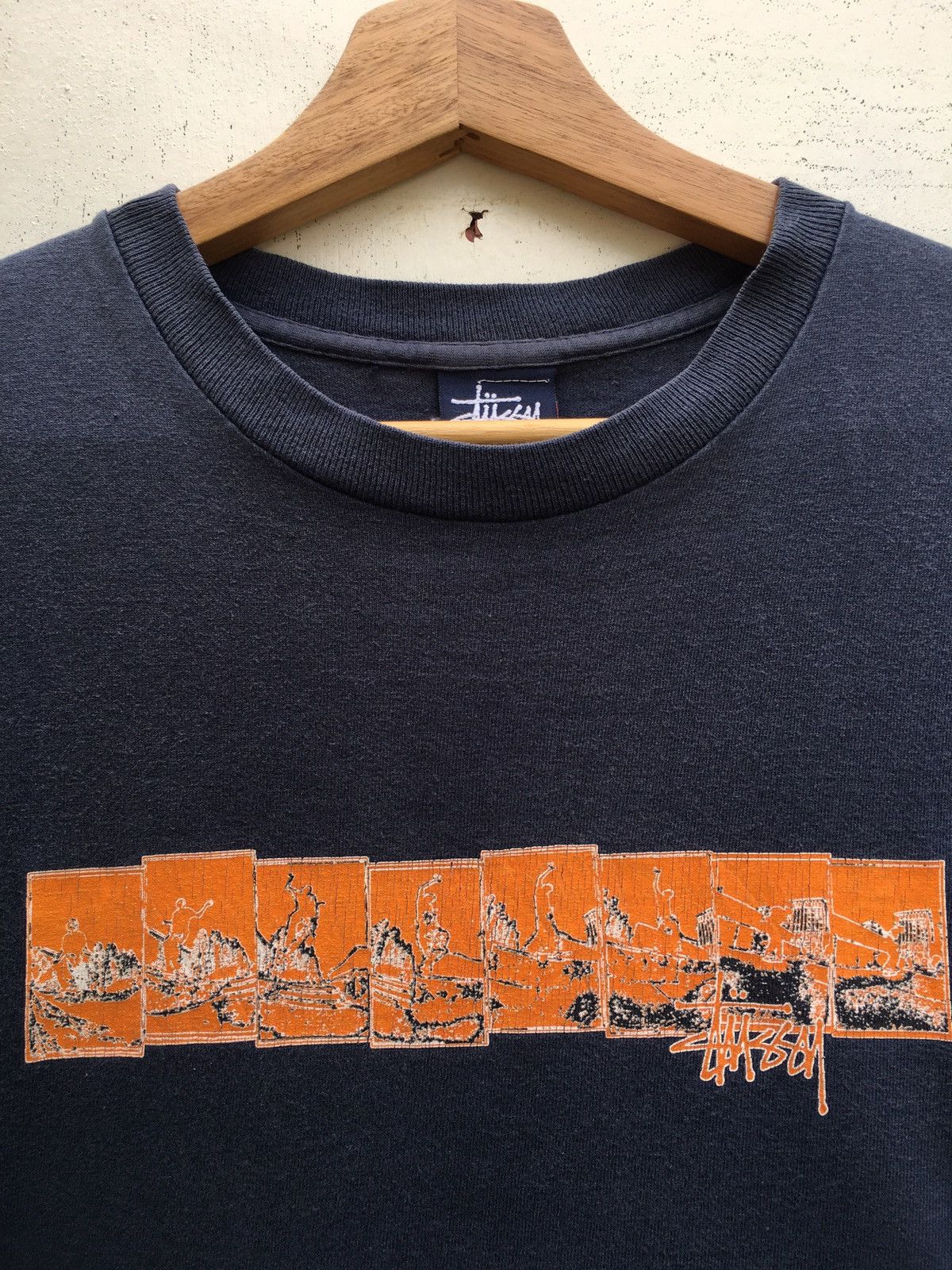 Stussy Vintage Rare Stussy Printed Tshirt Size US S / EU 44-46 / 1 - 7 Thumbnail
