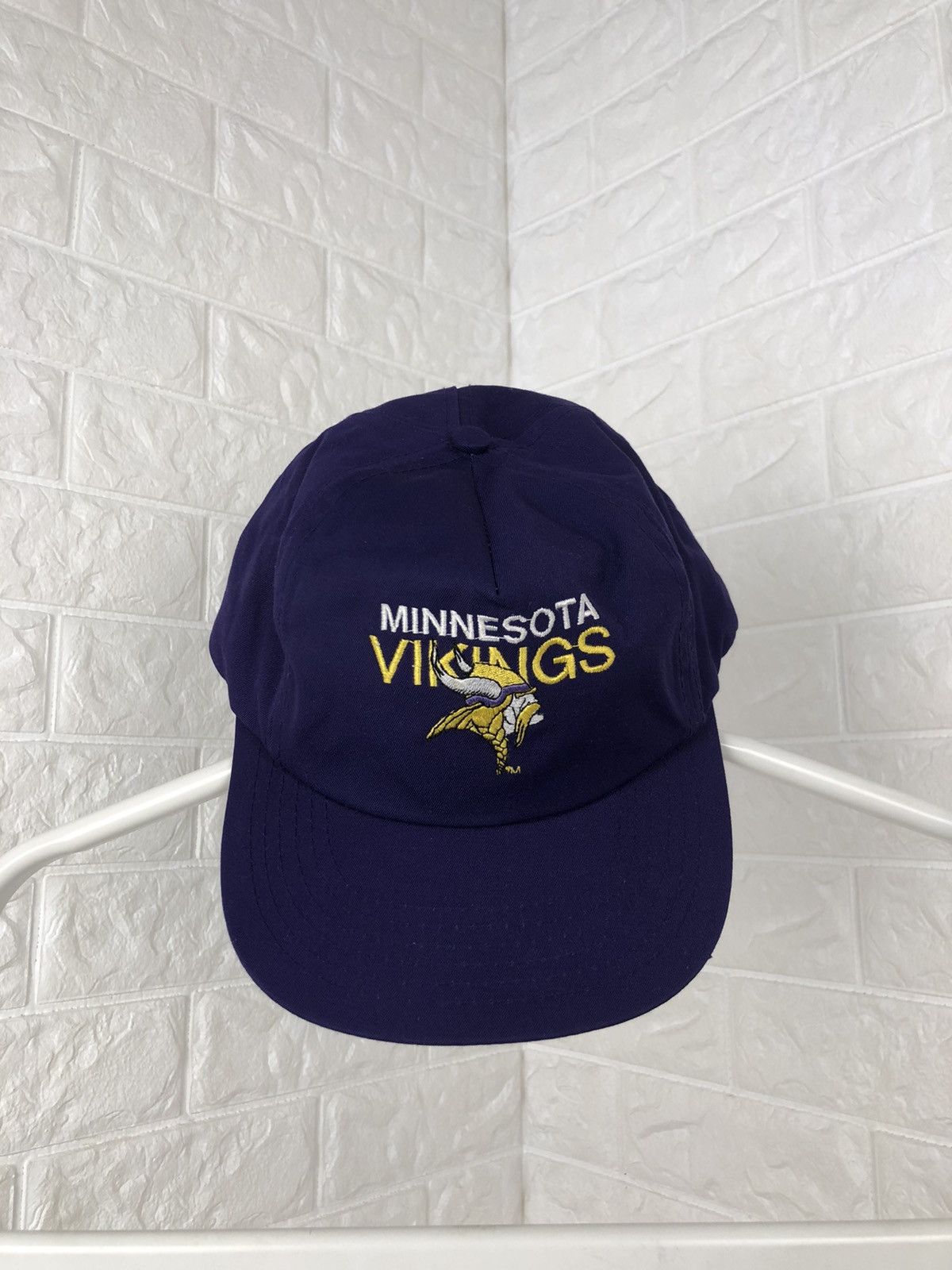 NFL × Vintage Vintage 90's Minnesota Vikings Snapback Size ONE SIZE - 1 Thumbnail