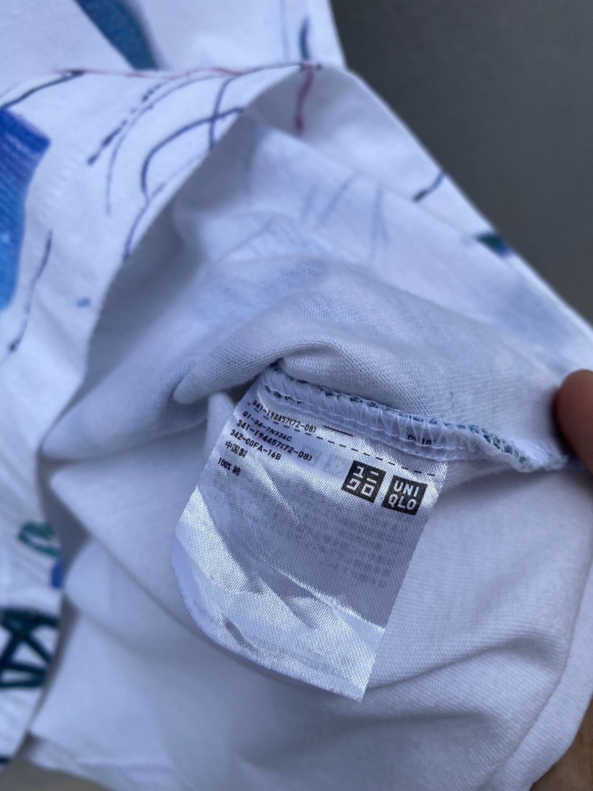 Designer × Futura × Japanese Brand SS2017 uniqlo x futura laboratories atoms graffiti tee Size US L / EU 52-54 / 3 - 9 Thumbnail