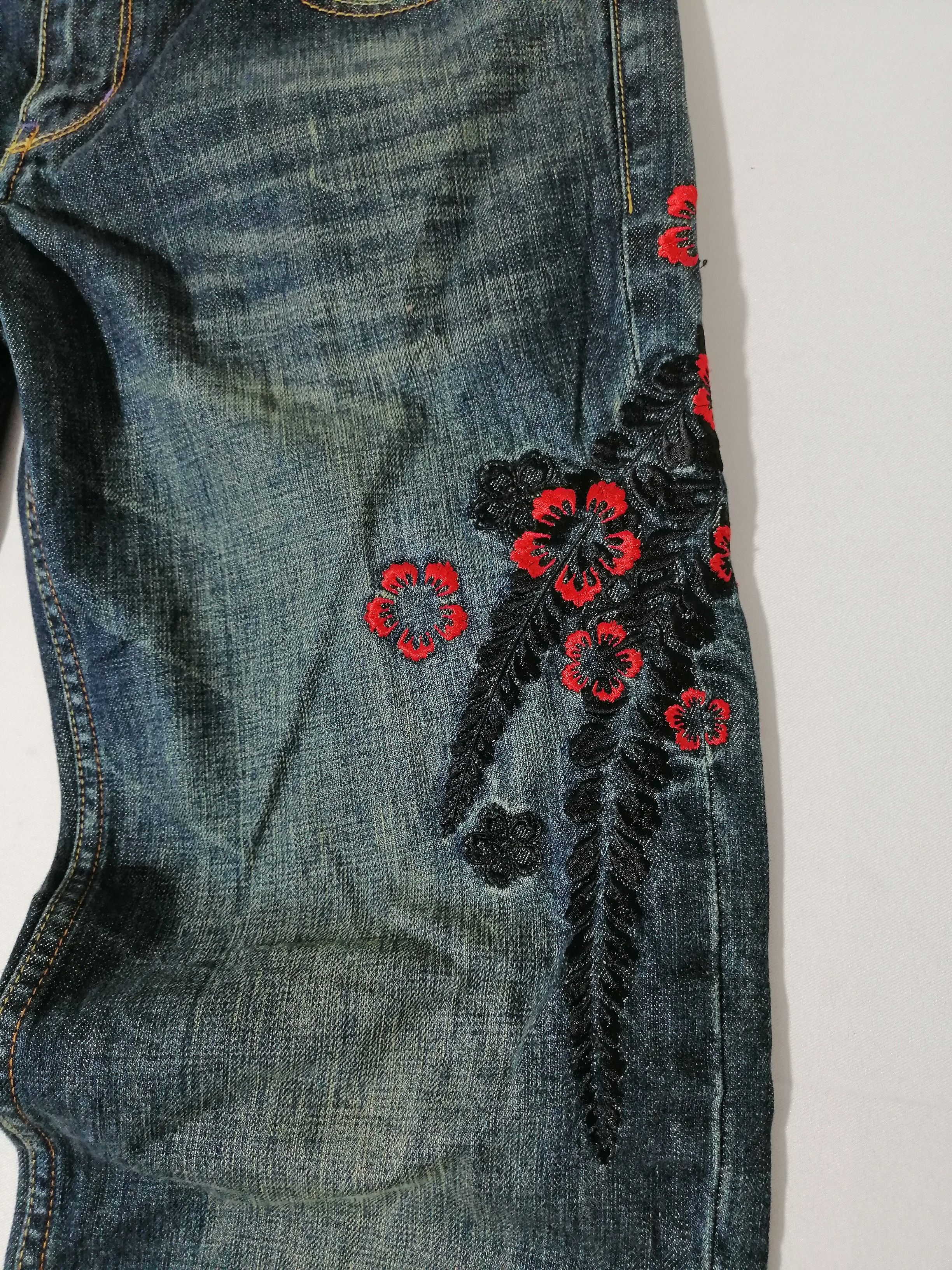 Japanese Brand Takeo Kikuchi Embroided Styles Denim Jeans Size US 36 / EU 52 - 2 Thumbnail