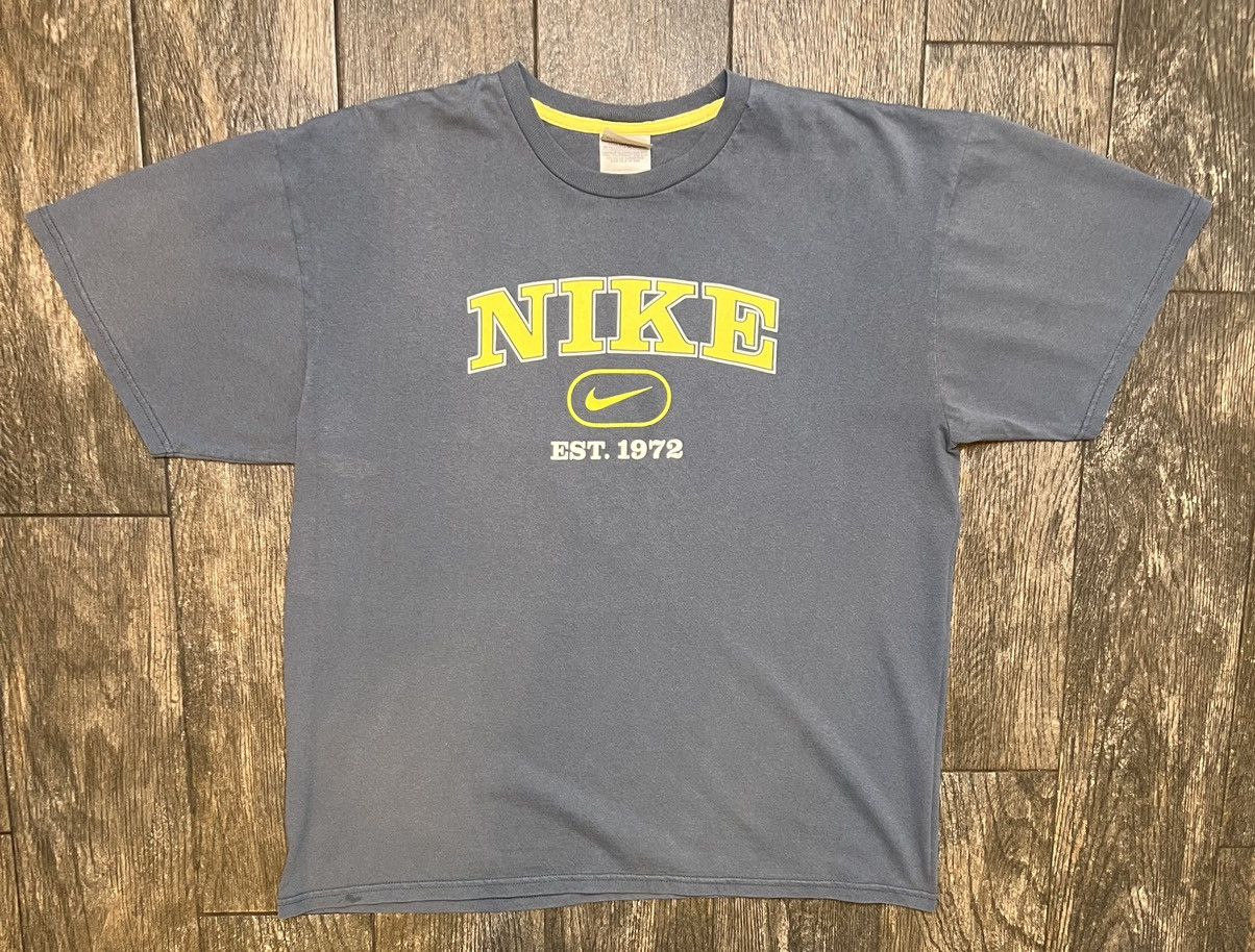 Vintage Y2K vintage Nike spell out tee Large Size US L / EU 52-54 / 3 - 1 Thumbnail