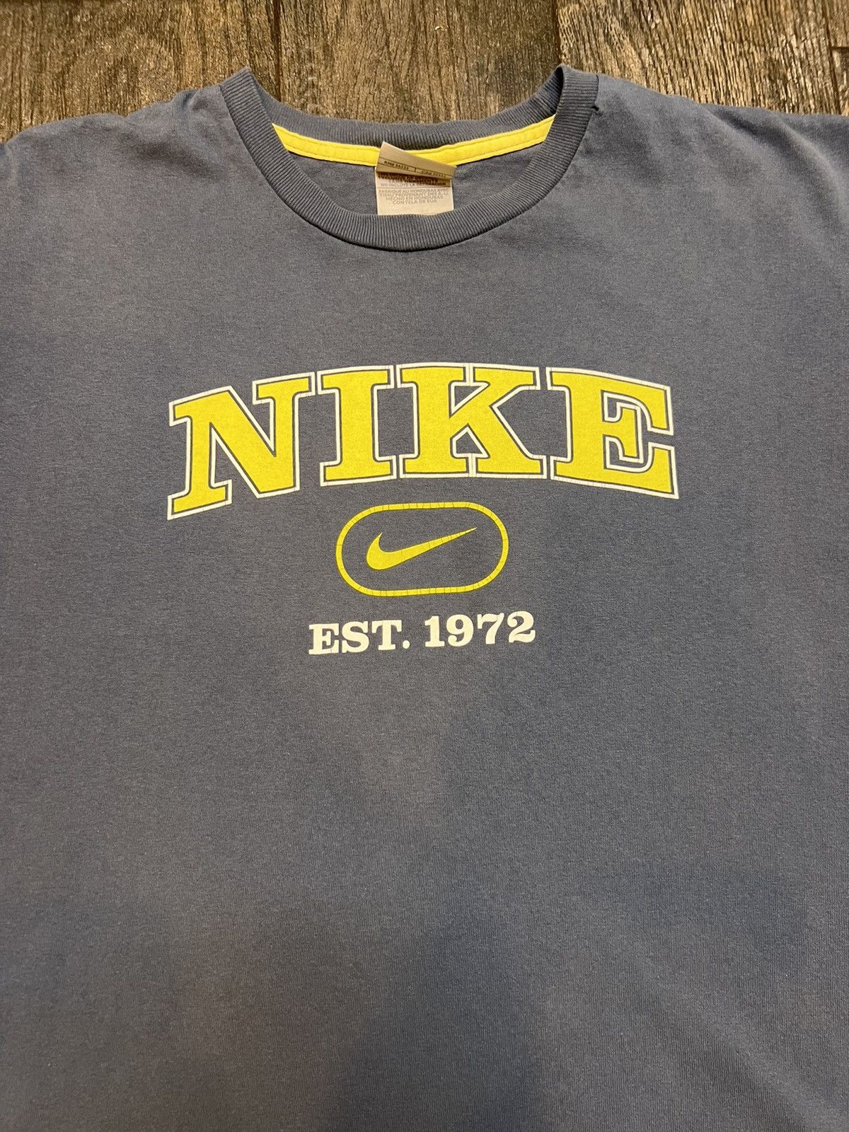 Vintage Y2K vintage Nike spell out tee Large Size US L / EU 52-54 / 3 - 2 Thumbnail