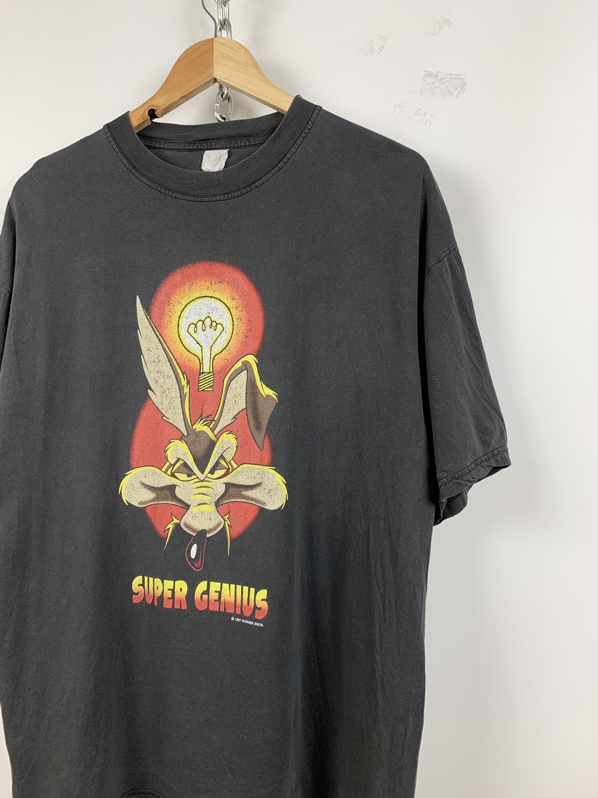 Cartoon Network 1997 Vintage Wile E Coyote Super Genius Warner Bros Faded Size US XL / EU 56 / 4 - 4 Thumbnail