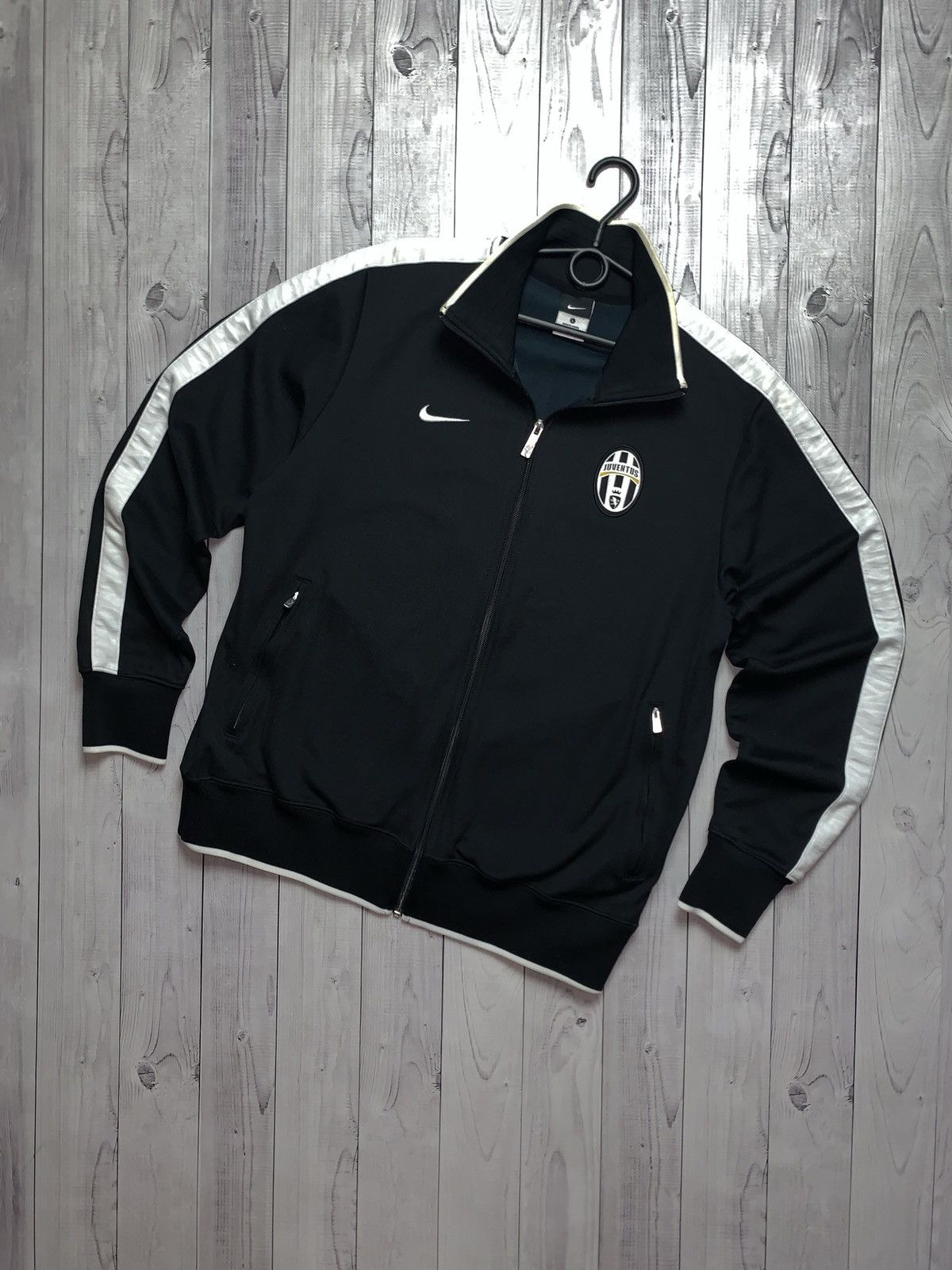Vintage Nike Juventus track jacket size M/L