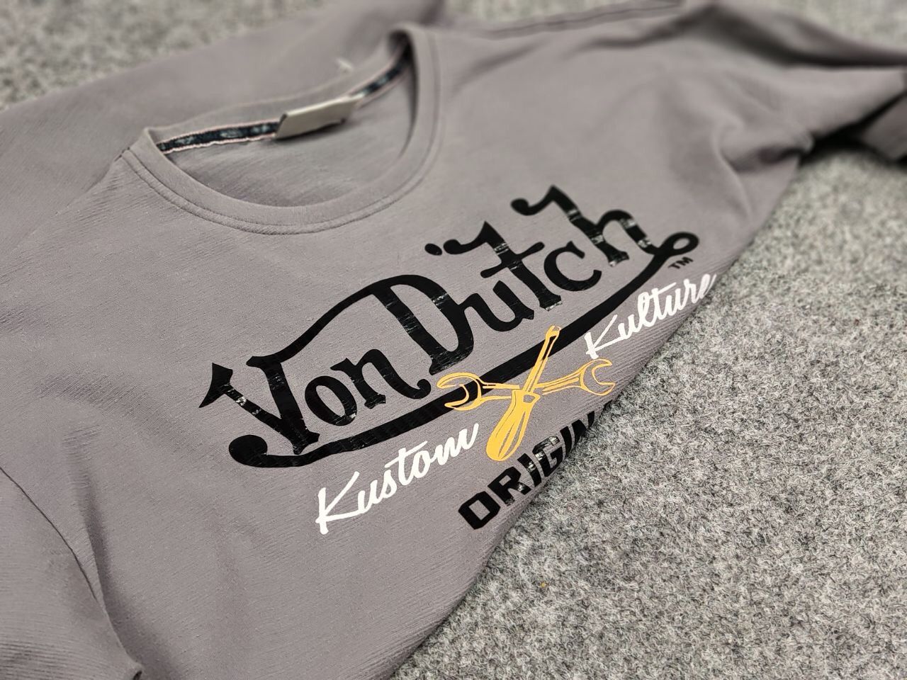 Von Dutch Vintage 90's Von Dutch T-Shirt Grey Big logo Originals Tee Size US XL / EU 56 / 4 - 14 Thumbnail