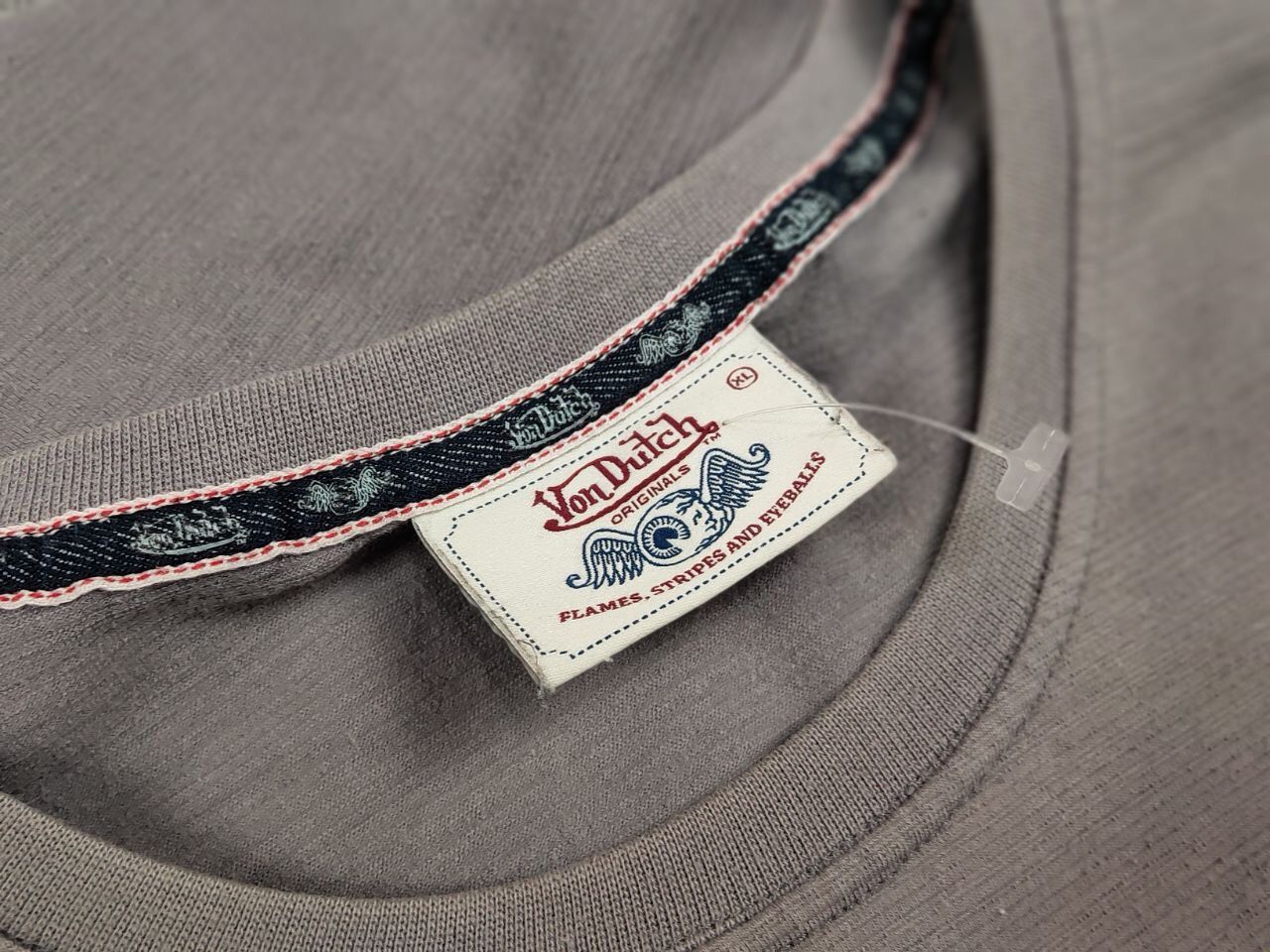 Von Dutch Vintage 90's Von Dutch T-Shirt Grey Big logo Originals Tee Size US XL / EU 56 / 4 - 16 Thumbnail