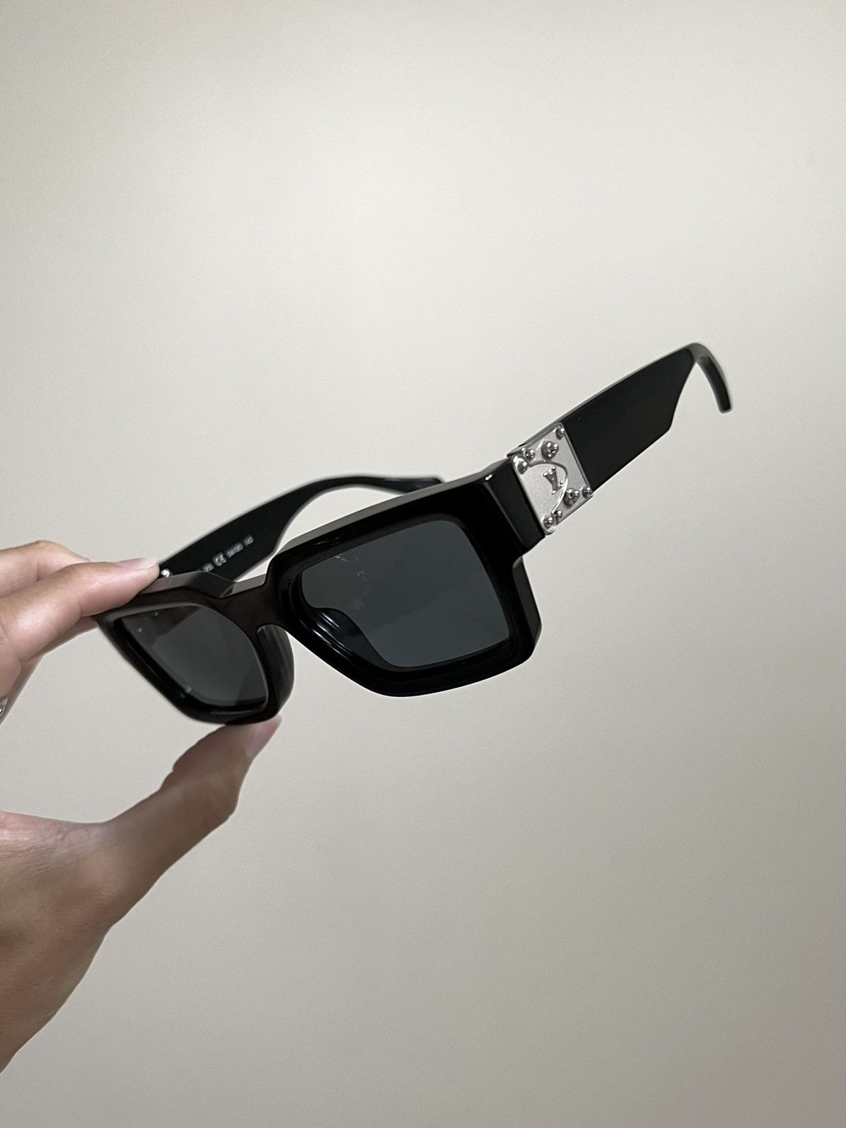 Louis Vuitton Louis Vuitton MILLIONAIRE MATCH VIRGIL SUNGLASSES Size ONE SIZE - 10 Thumbnail