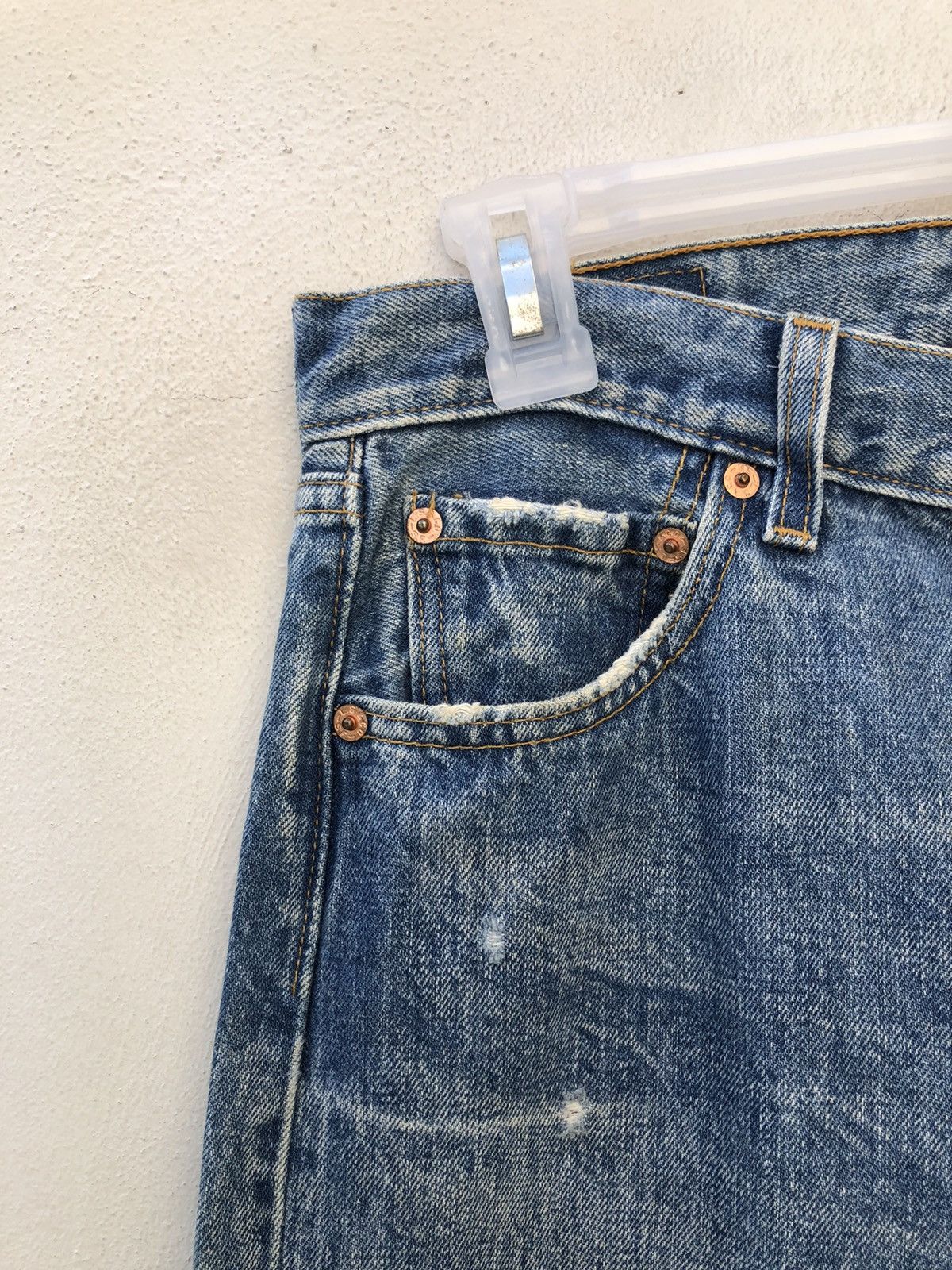 Levi's Vintage Y2K 2000 Levi’s 501 Jeans Distressed Denim Jeans Size US 30 / EU 46 - 4 Thumbnail