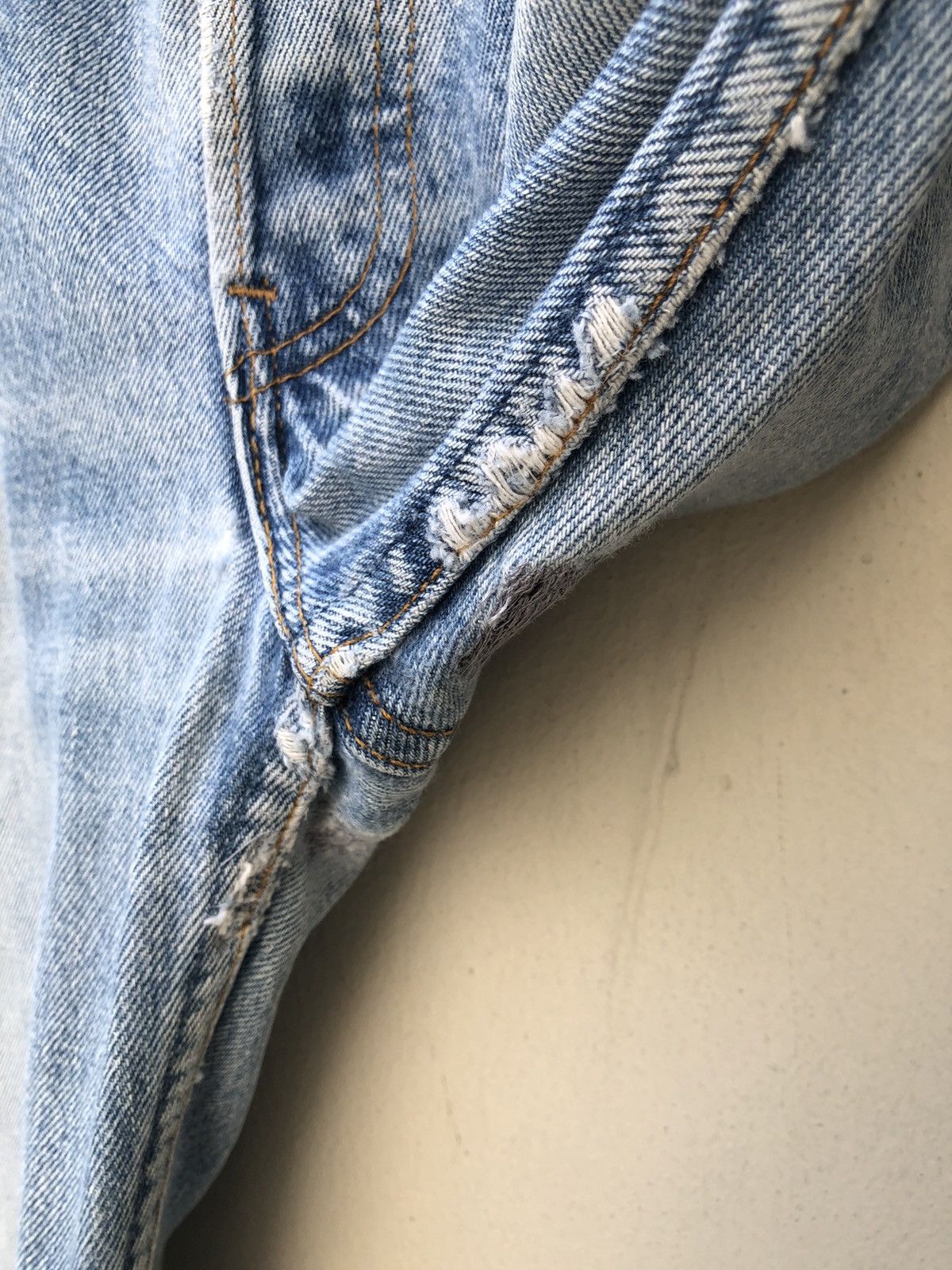 Levi's Vintage 1996 Levi’s 501 Jeans Distressed Ageing Denim Size US 30 / EU 46 - 11 Thumbnail