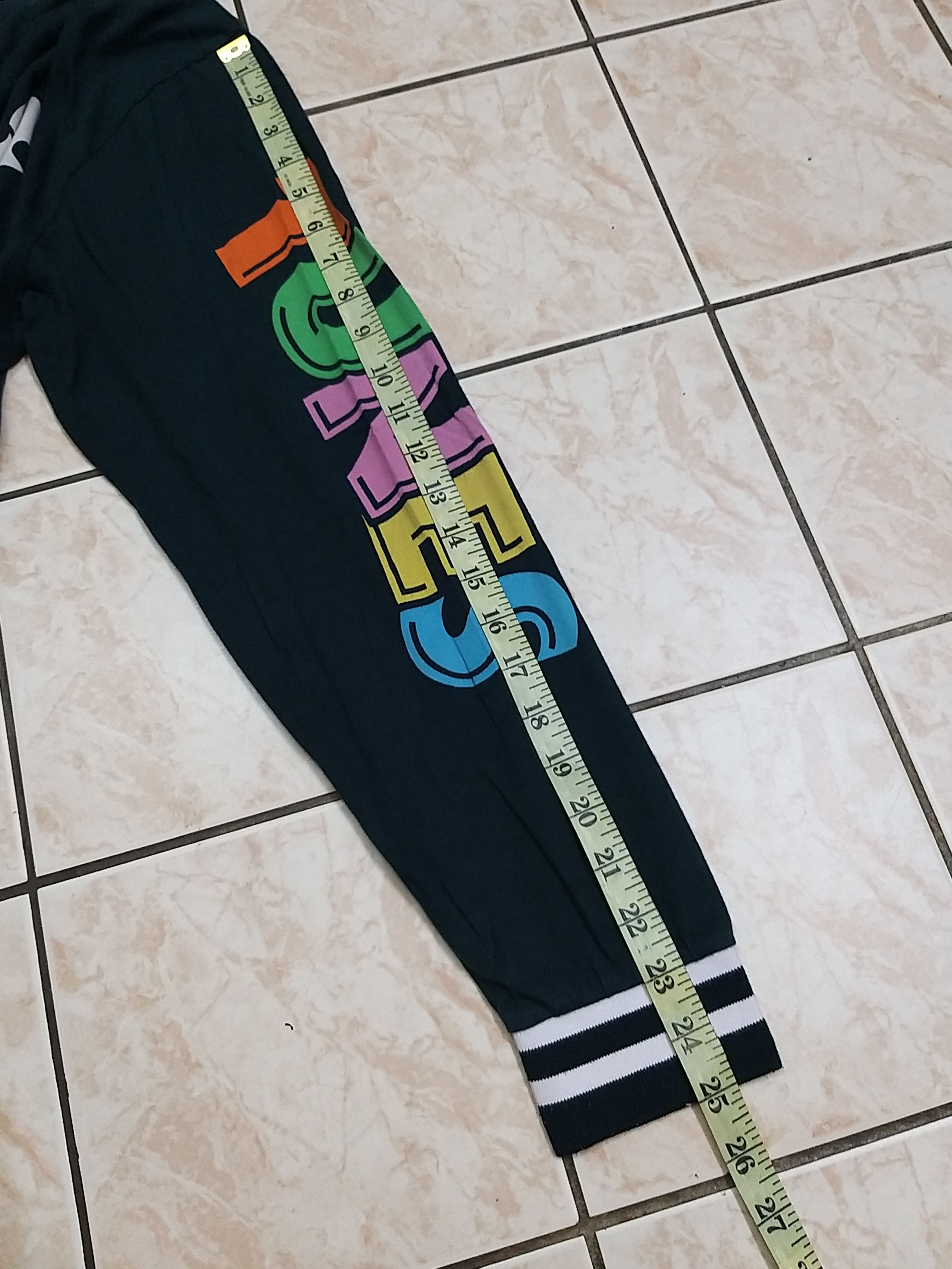 Lazy Oaf LAZY OAF x LOONEY TUNES TAZZ LONGSLEEVE T SHIRT Size US L / EU 52-54 / 3 - 7 Thumbnail