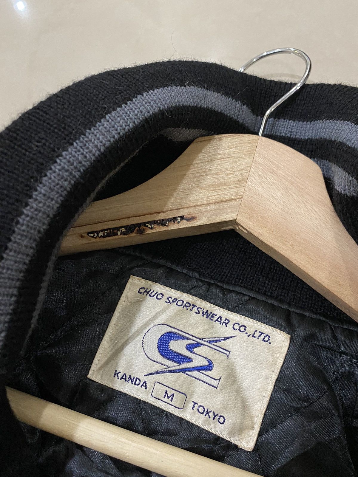 Japanese Brand 🌟 RARE VANGUARDS 5C CLUB WOOL LEATHER PATCHES VARSITY JACKET Size US M / EU 48-50 / 2 - 14 Thumbnail