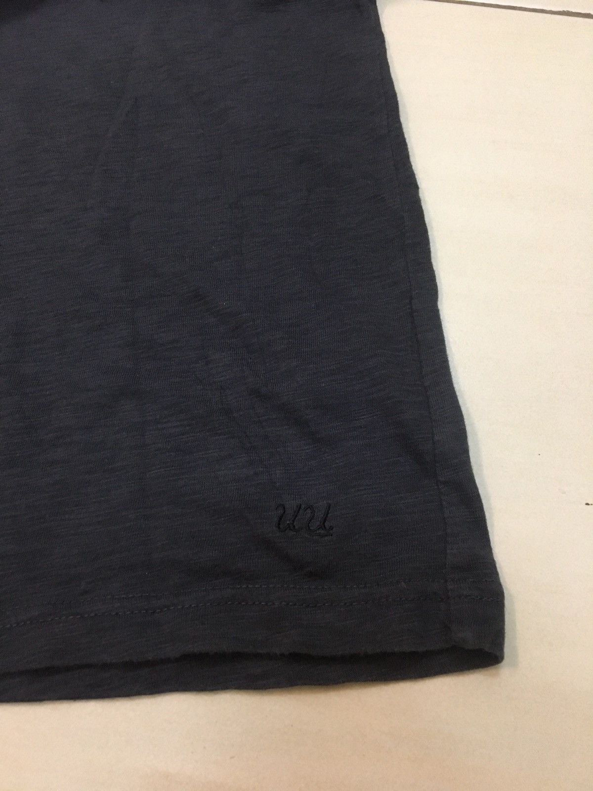 Undercover UNDERCOVER x UNIQLO - BIG SPELL OUT SIGNATURE LOGO TEE Size US S / EU 44-46 / 1 - 7 Thumbnail