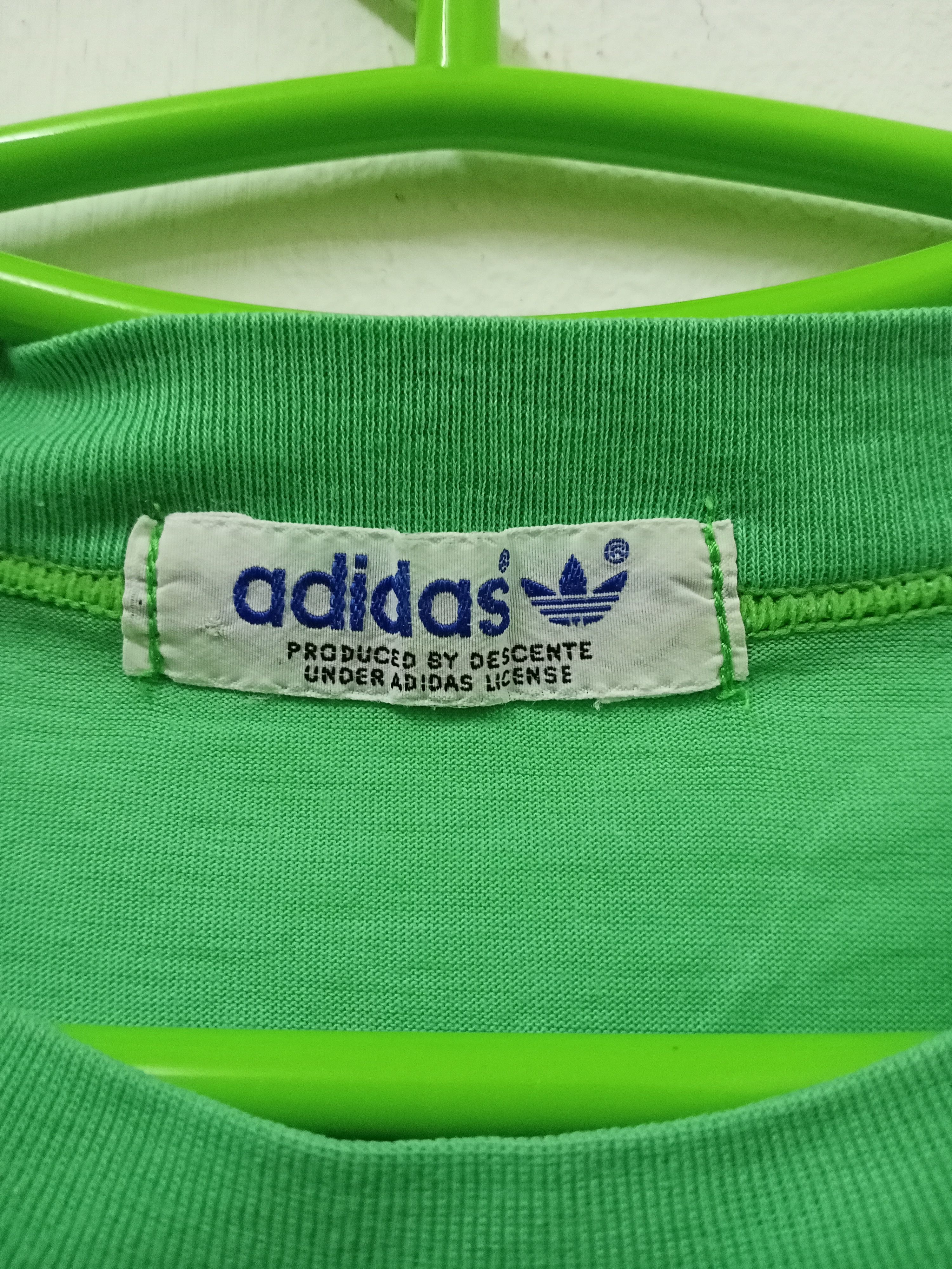 Adidas Vintage Adidas Trefoil T- shirt Size US S / EU 44-46 / 1 - 6 Thumbnail