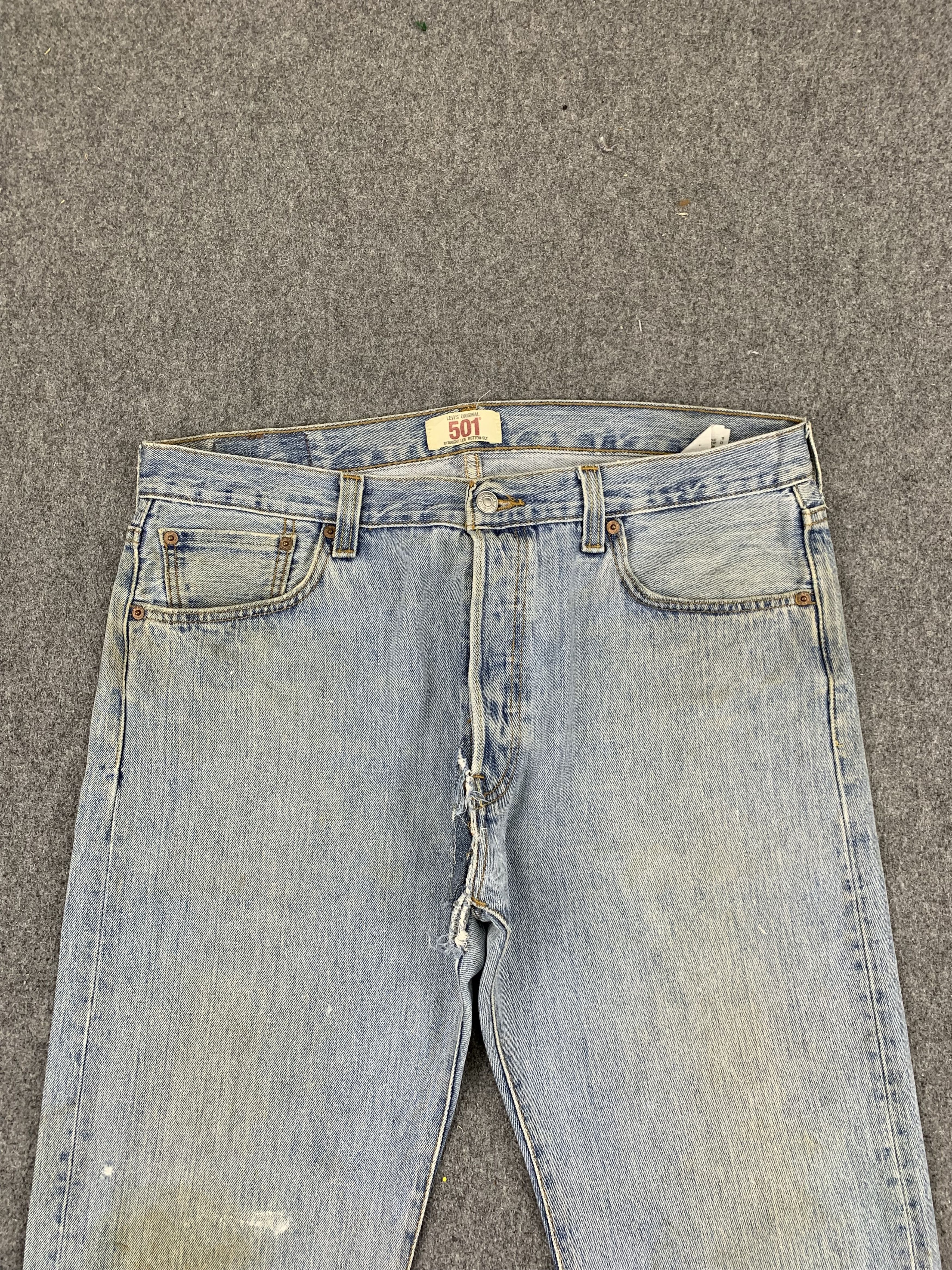 Levi's Vintage Levis 501 Light Wash Jeans DP1821 Size US 38 / EU 54 - 2 Thumbnail