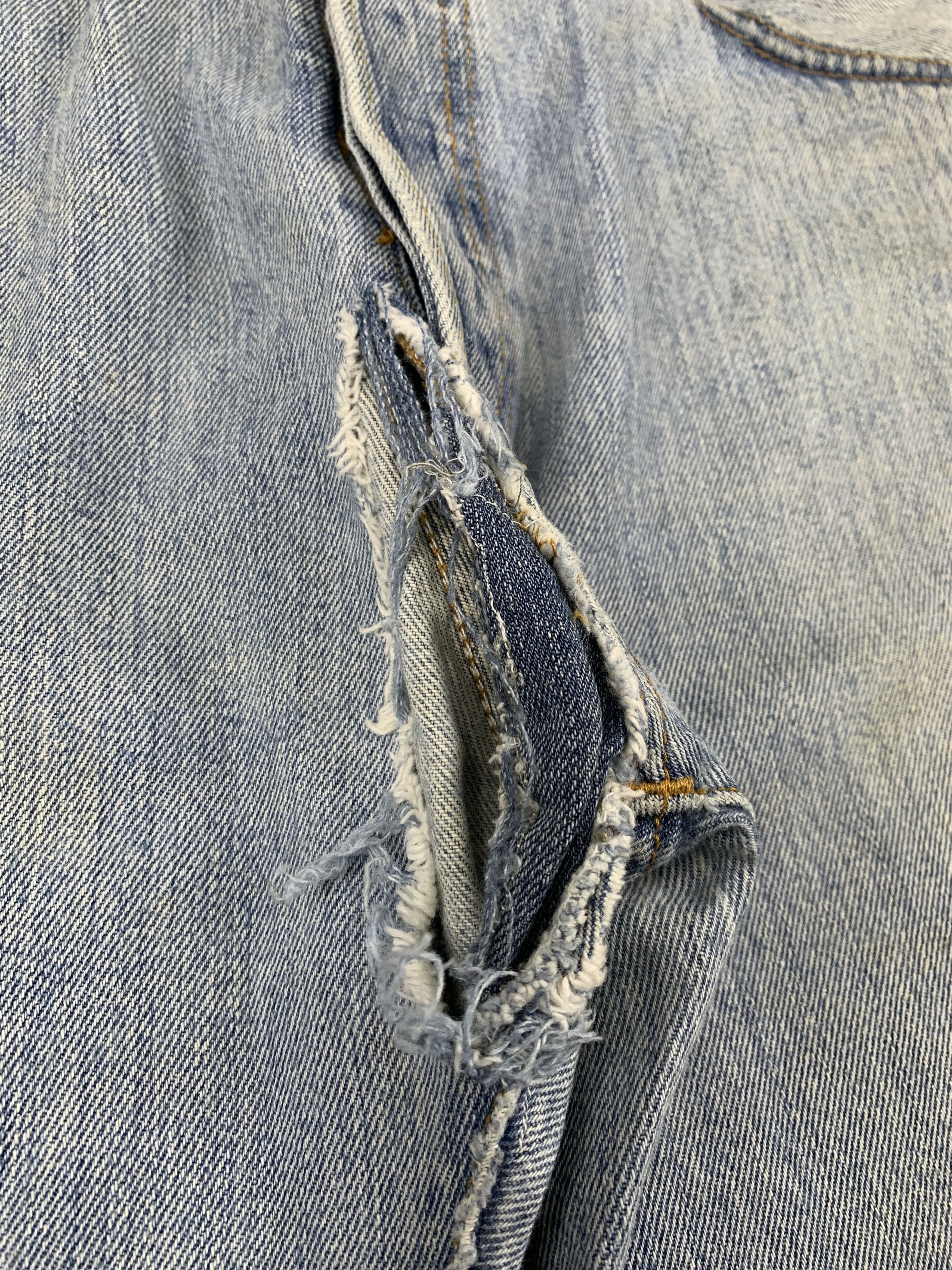 Levi's Vintage Levis 501 Light Wash Jeans DP1821 Size US 38 / EU 54 - 12 Thumbnail