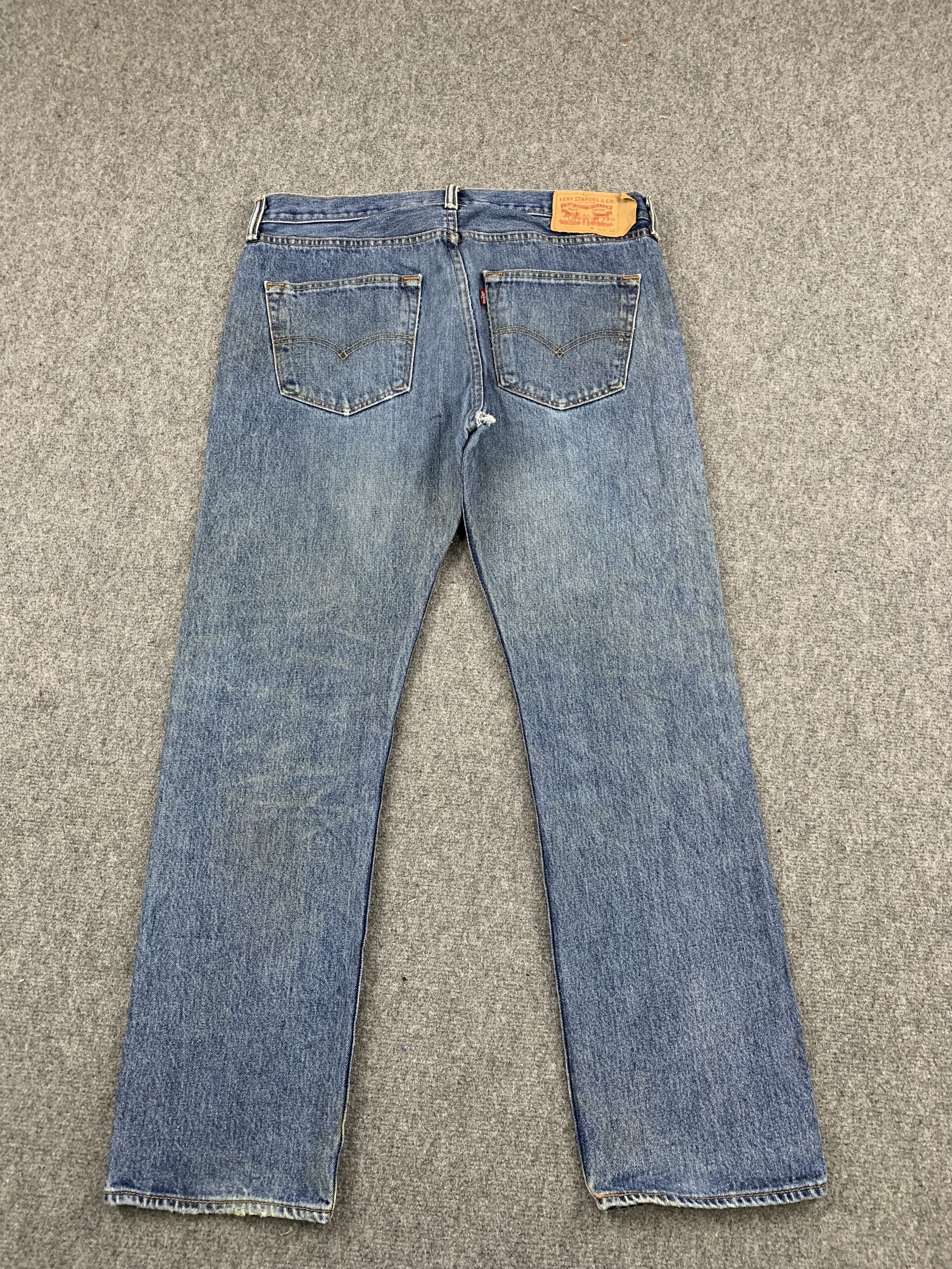 Levi's Vintage Levis 501 Light Blue Jeans DP1825 Size US 36 / EU 52 - 3 Thumbnail