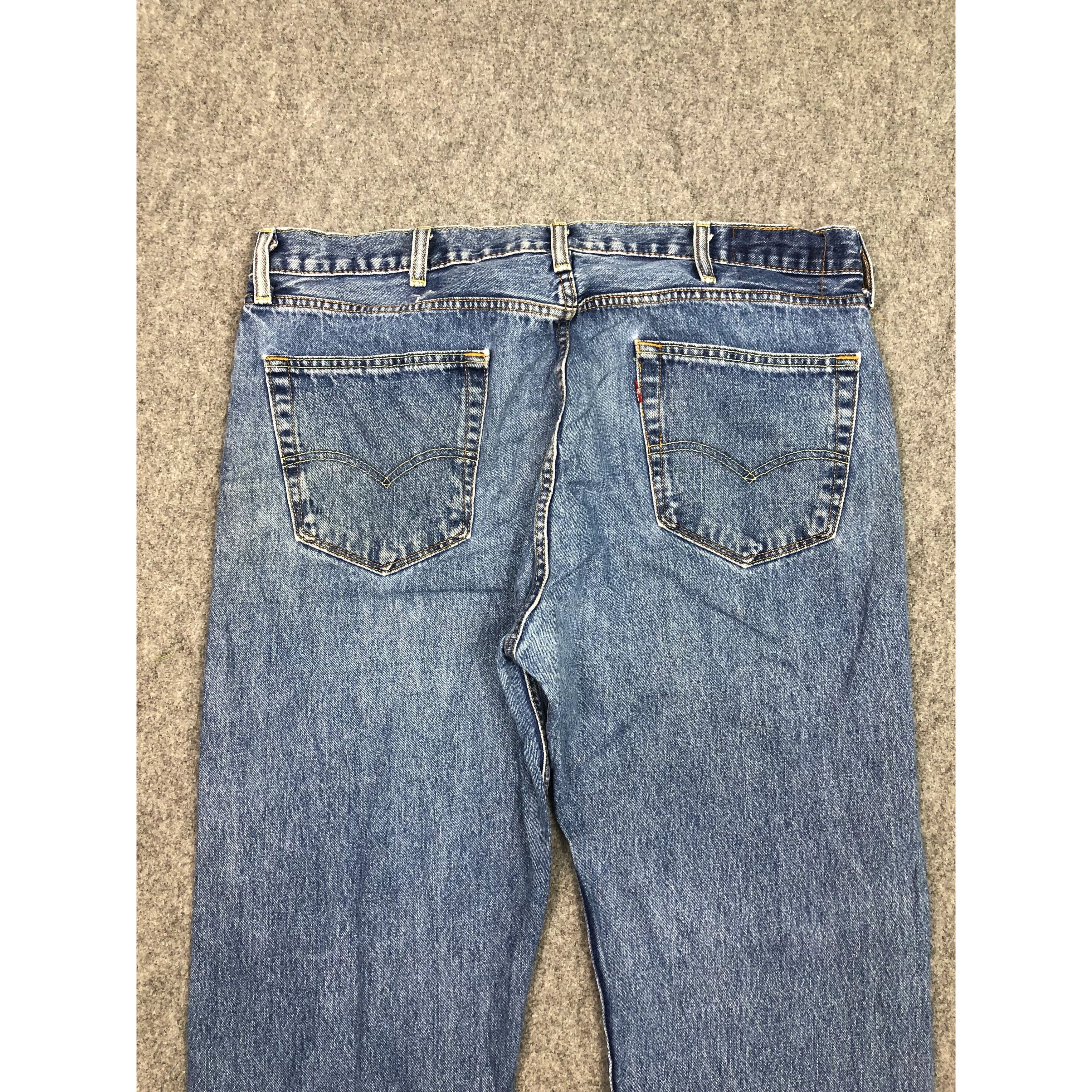 Levi's Vintage Levis Lightwash Blue Jeans DP0382 Size US 40 / EU 56 - 4 Thumbnail