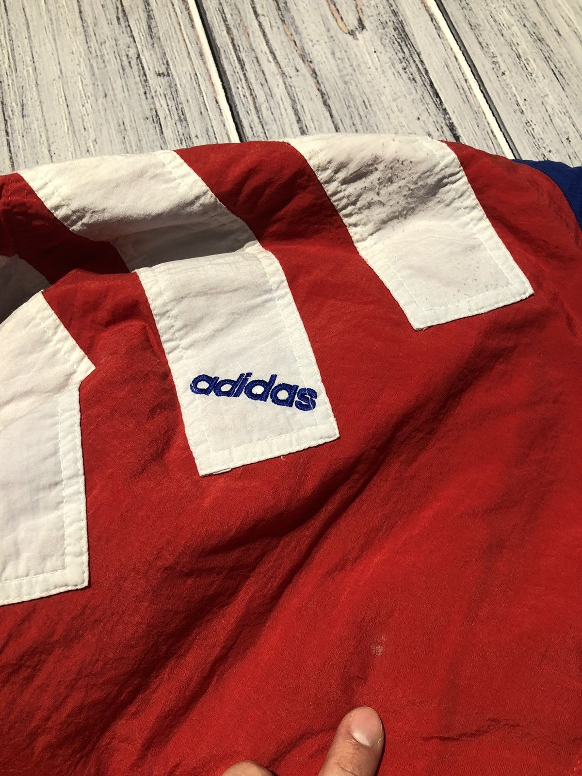 Adidas Vintage Adidas Bayern Munich Football Soccer Coat Jacket 90s Size US L / EU 52-54 / 3 - 3 Thumbnail