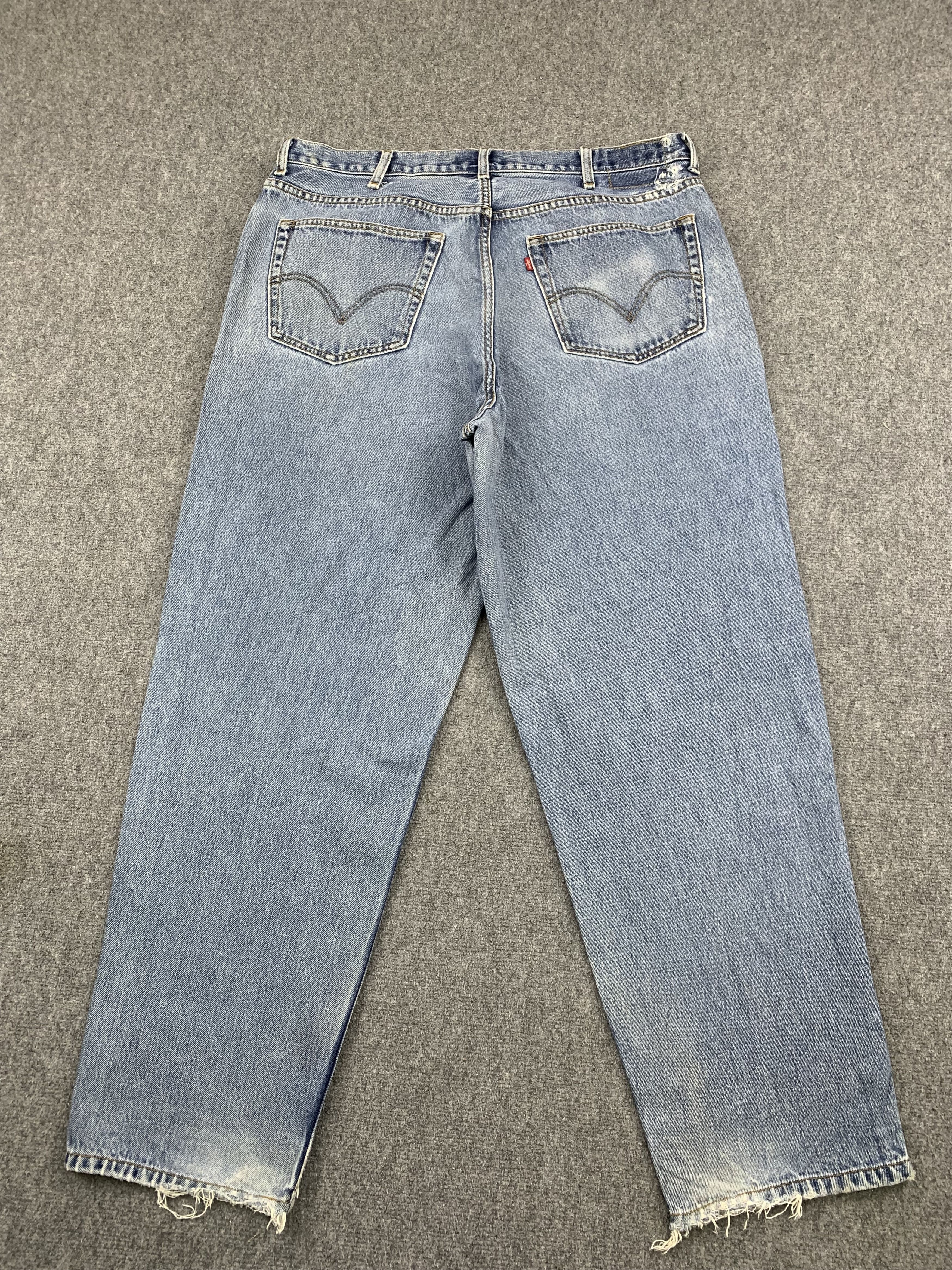 Levi's Vintage Levis 560 Light Blue Jeans DP1836 Size US 41 - 2 Thumbnail
