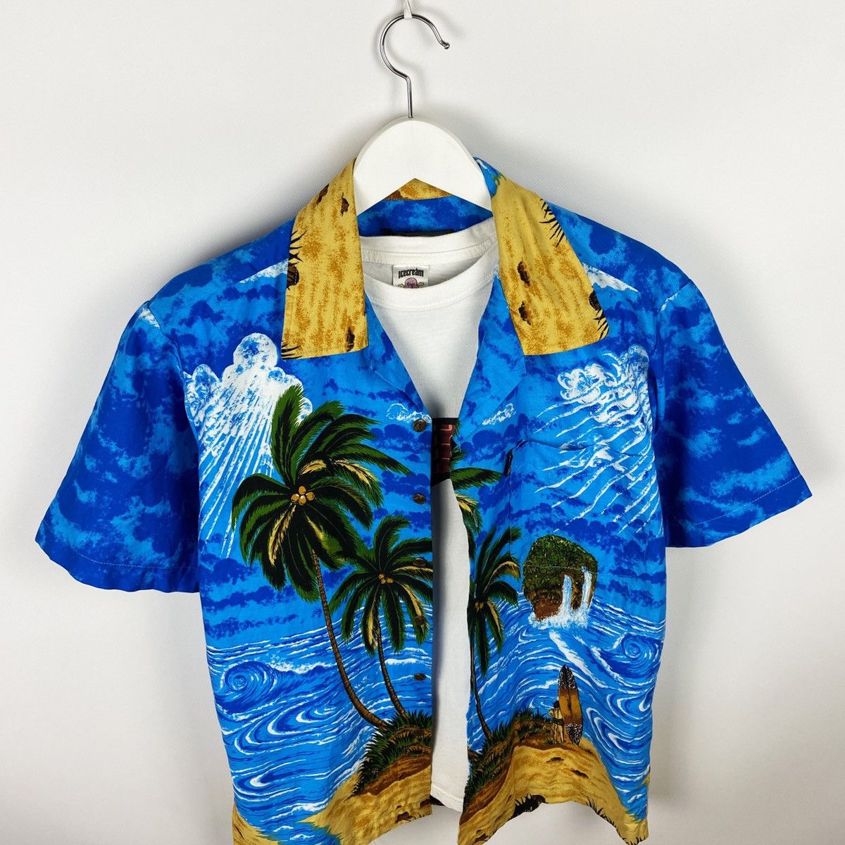 Vintage Vintage 90s Naika Paradise Island Hawaiian Shirt size M nice Size US M / EU 48-50 / 2 - 3 Thumbnail