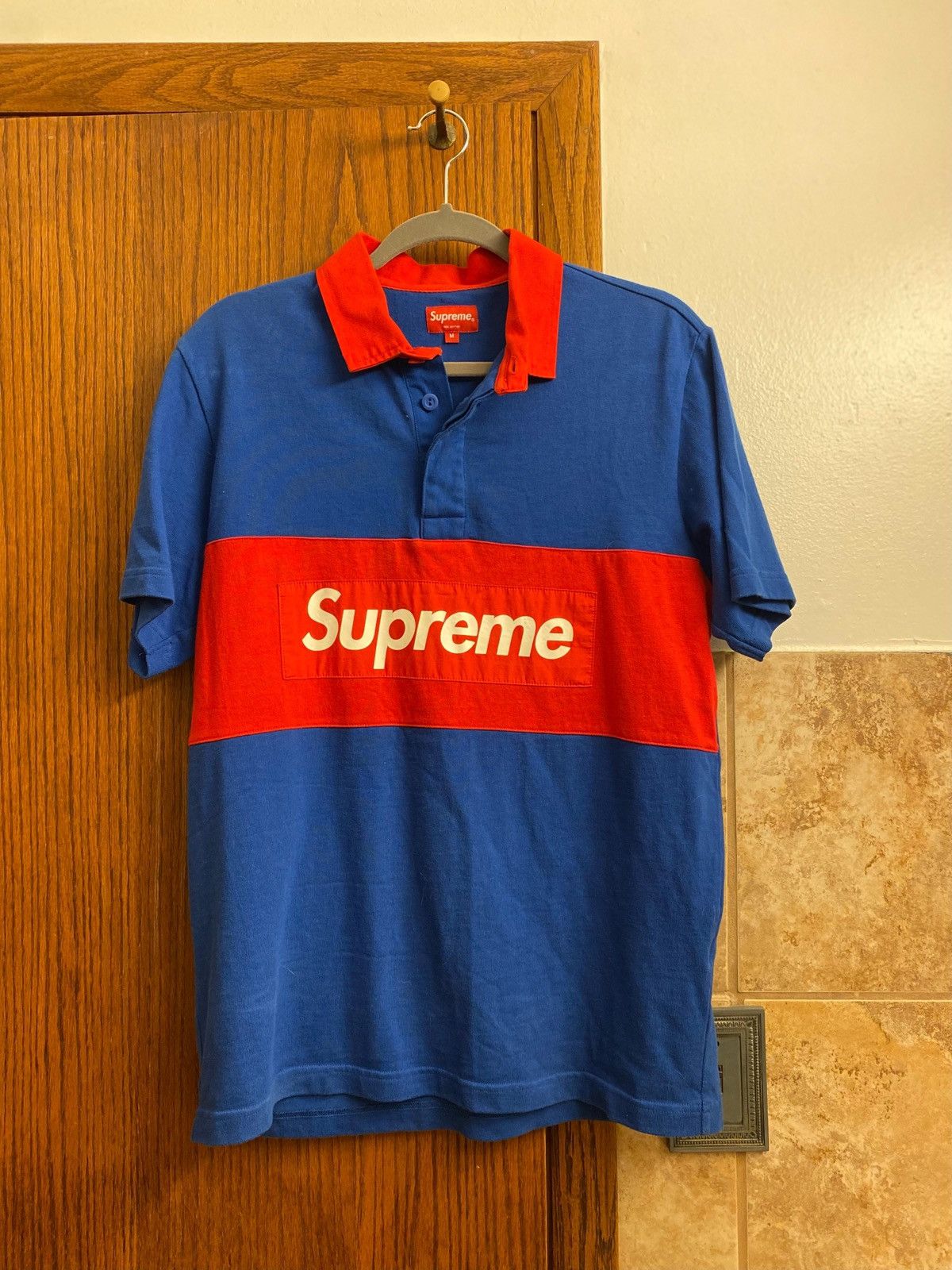 Supreme rugby shop box logo