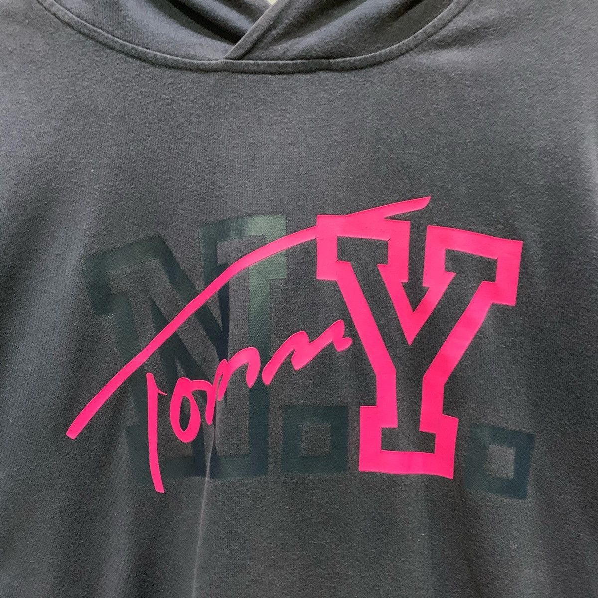 Japanese Brand × Tommy Jeans × Vintage TOMMY Hoodie Size M Fits S Size US S / EU 44-46 / 1 - 3 Thumbnail