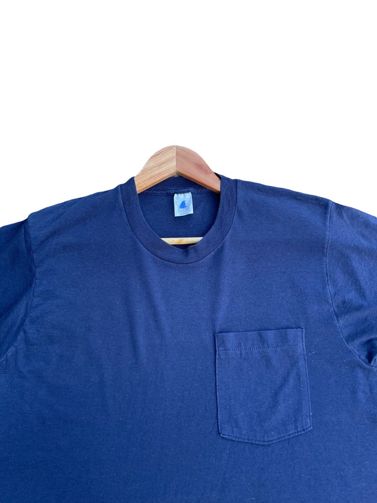 Fruit Of The Loom Vintage Fruit Of the Loom Single pocket Tshirt Size US M / EU 48-50 / 2 - 7 Thumbnail